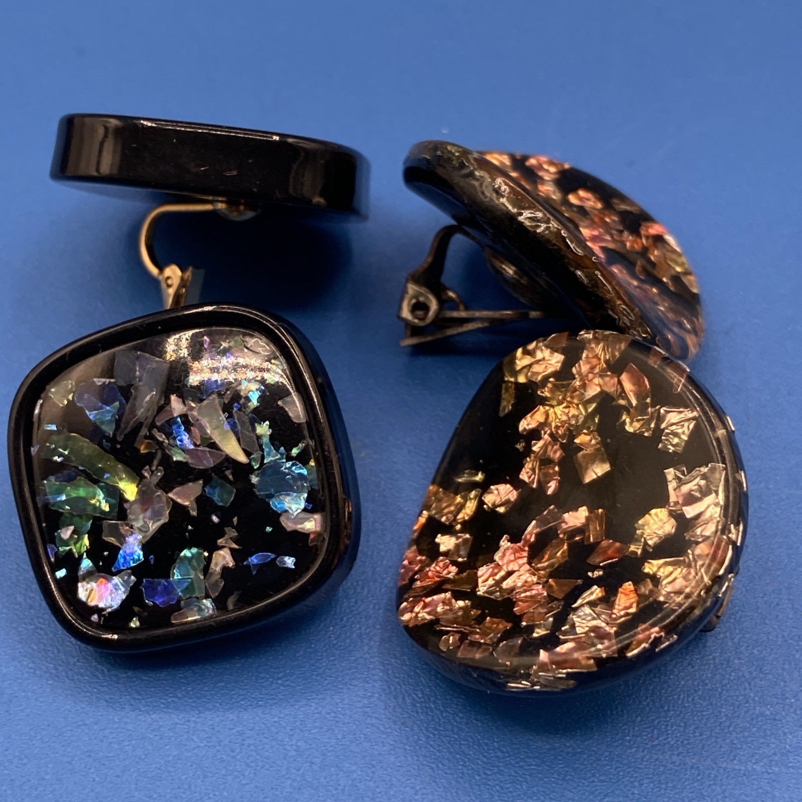 EARRINGS Lot 2 prs Clip-on encased confetti foil Lucite/Acrylic resin vtg 1970s