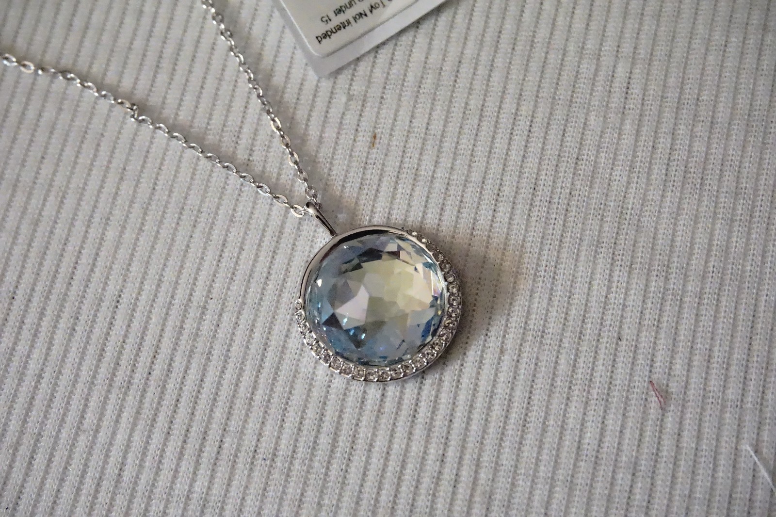 AUTH Swarovski Except Pendant – 5199818 NO BOX
