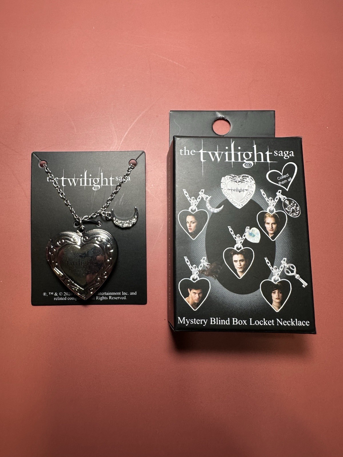 Twilight Saga Blind Box Heart Locket Necklace With Charm – Bella Swan