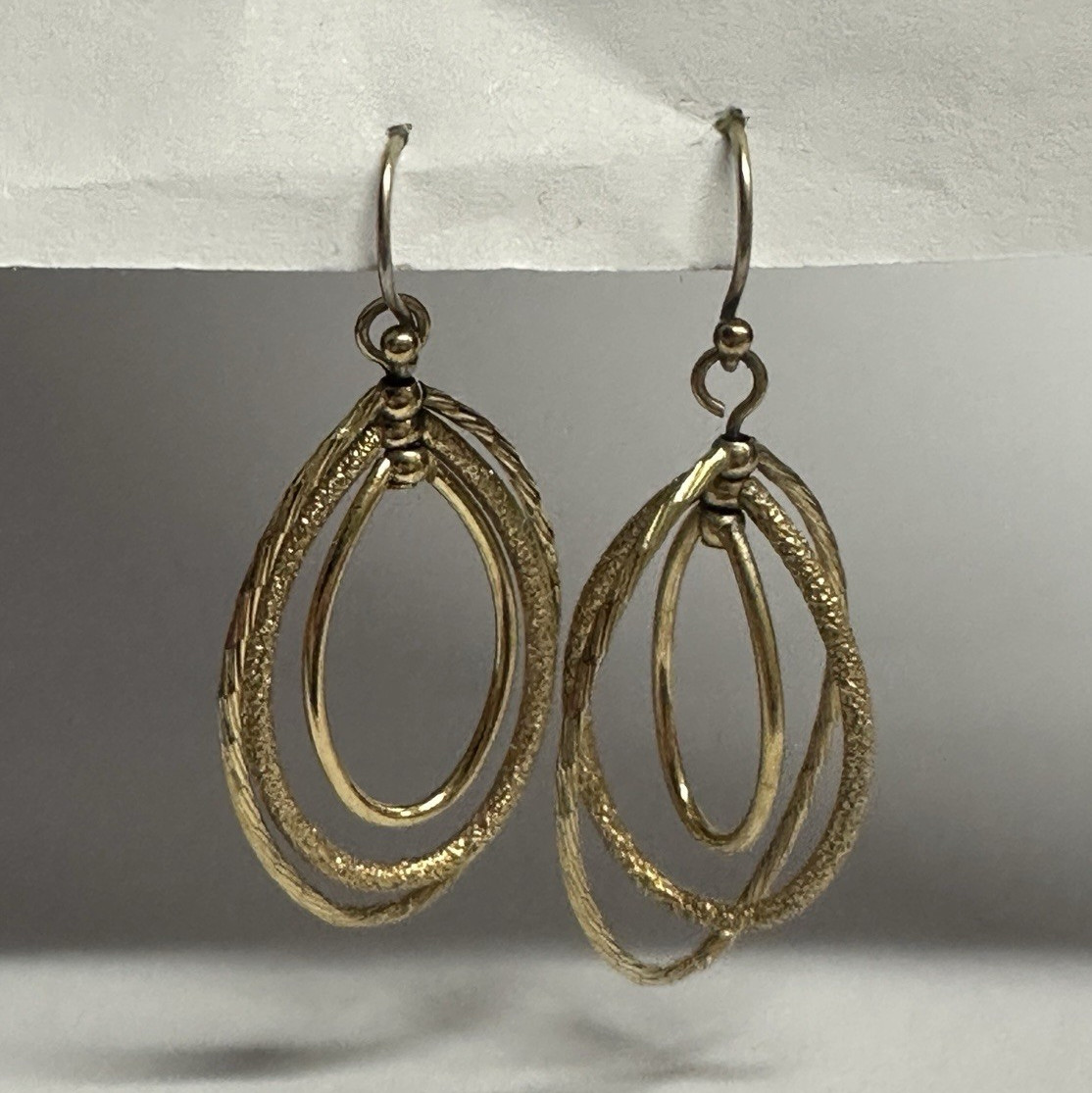Gold Tone Oval Double Hoop Dangle Drop Earrings Hook Closure No Stone Metal