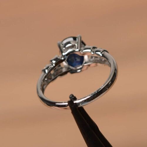 Glossy Ring For Valentine Gift 925 Silver Plated Rings 2.20Ct Simulated Sapphire