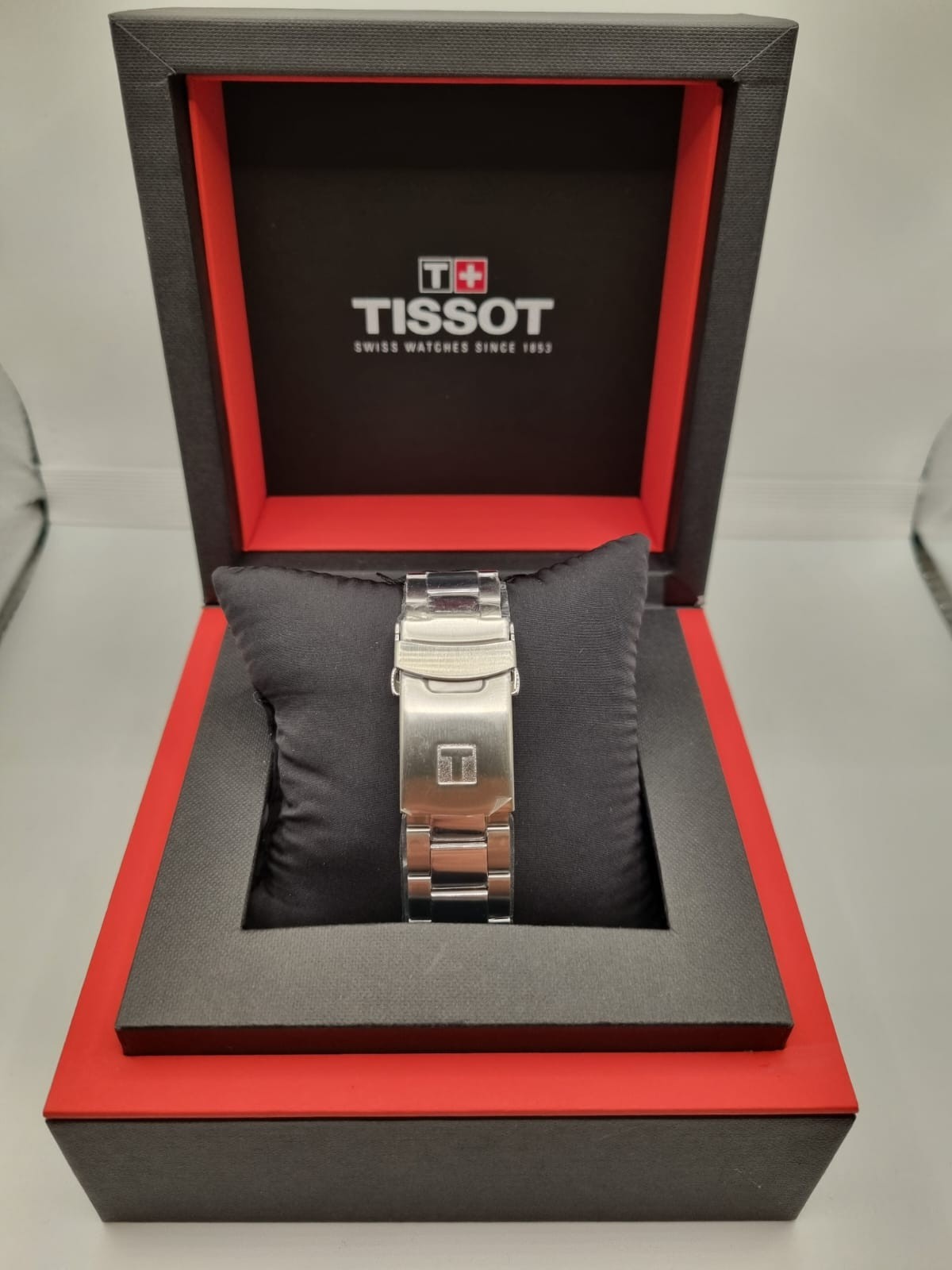 Tissot Seastar Black Unisex Adults Watch – T120.410.11.051.00