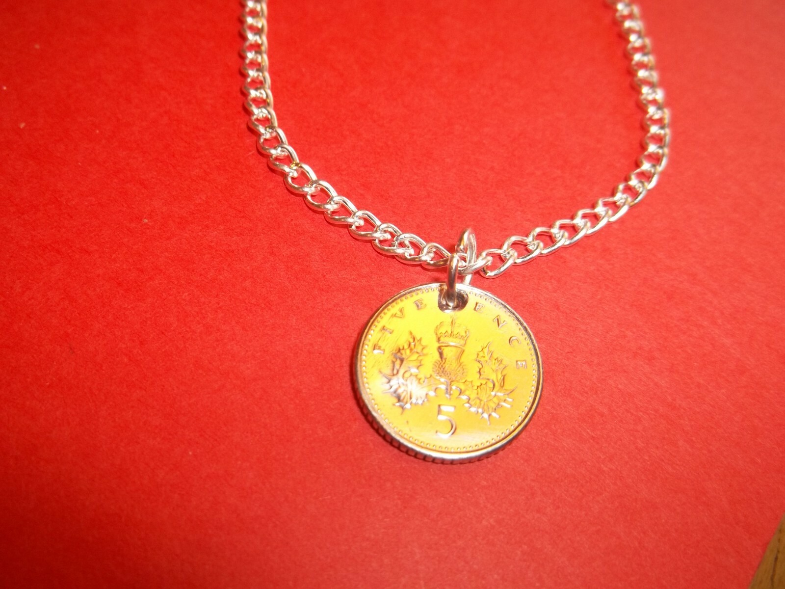 FIVE (5) PENCE COIN PENDANT BRACELET – SILVER CURB CHAIN – 1990 to 2008