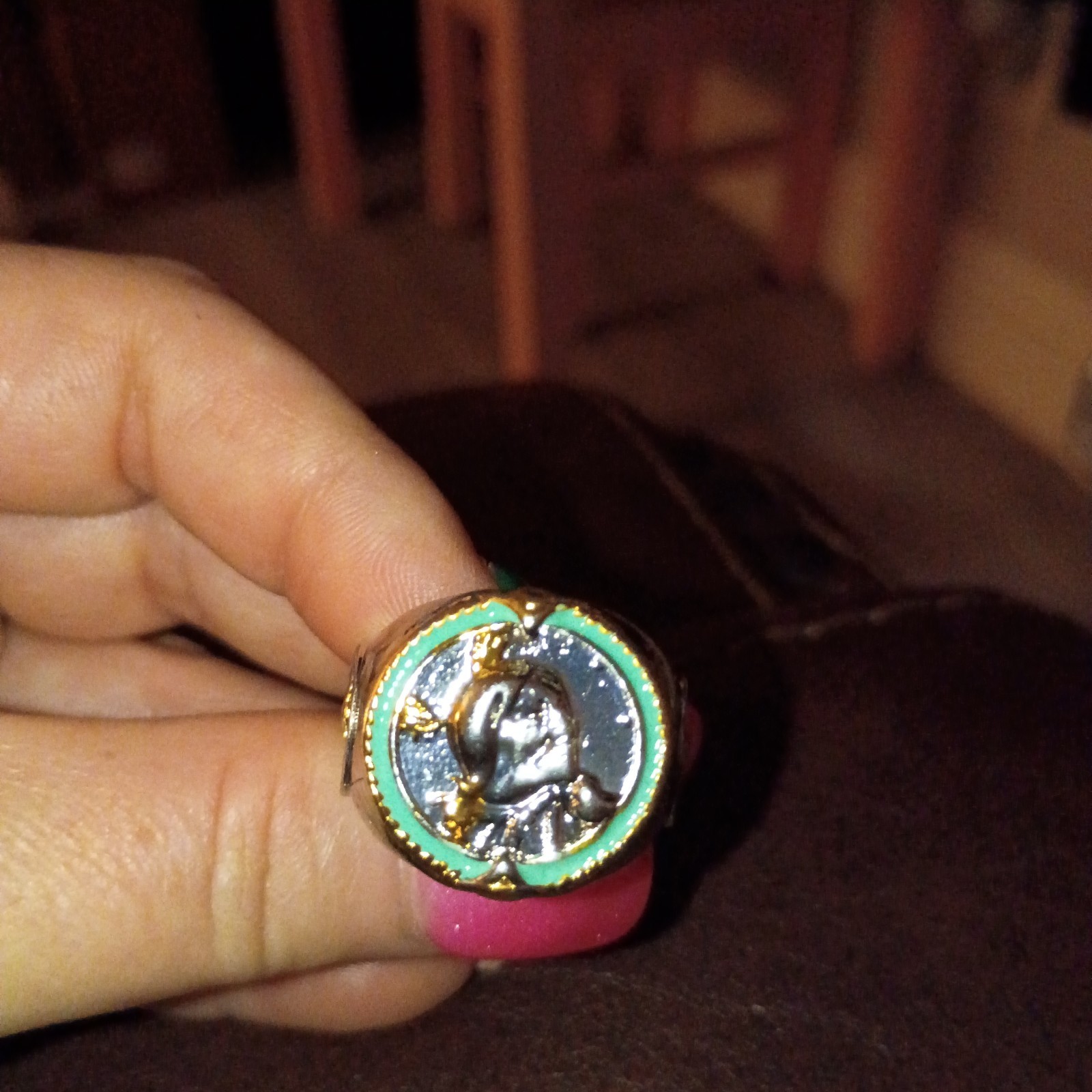 Silver Tone Angel Signet Cocktail Ring Size 7 Round Face Green & Gold Enamel