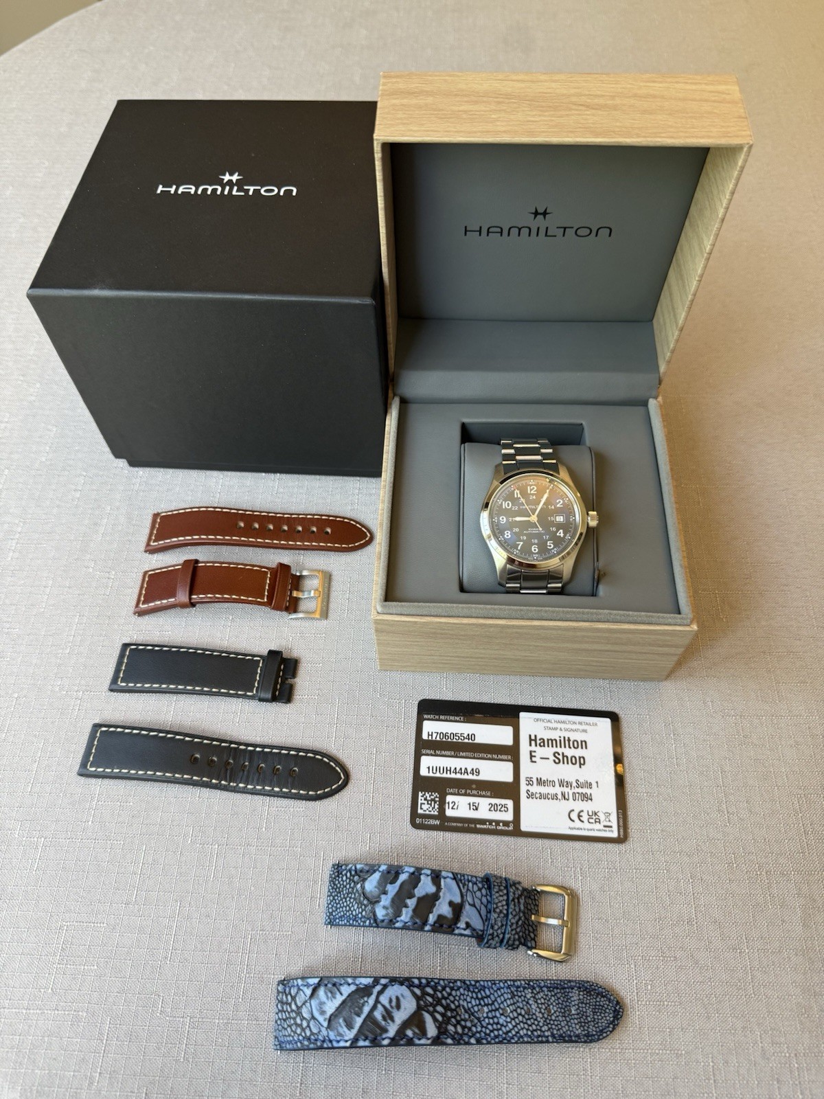 Hamilton Khaki Field Auto H70605540 Blue 42mm Full Set + Bracelet + 3 Straps