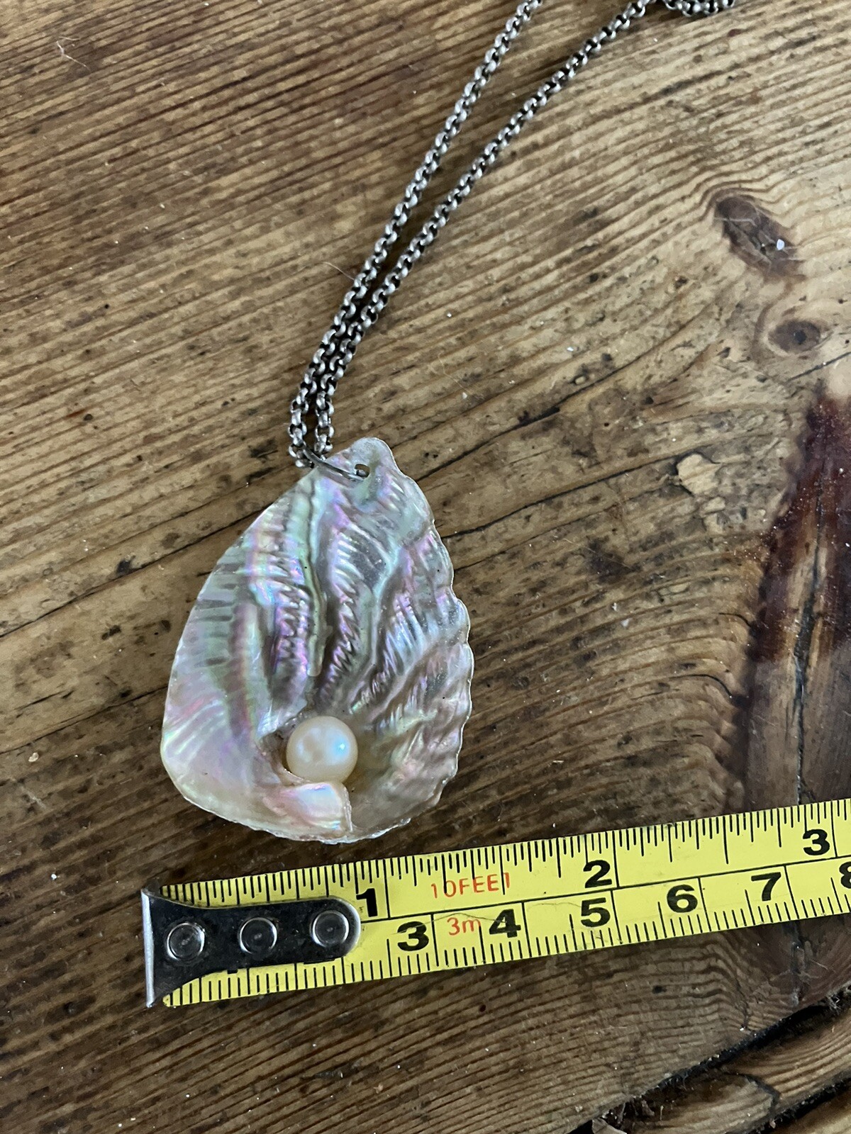 Vintage Silver Tone Necklace With Shell And Imitation Pearl Pendant No Mark tdg3