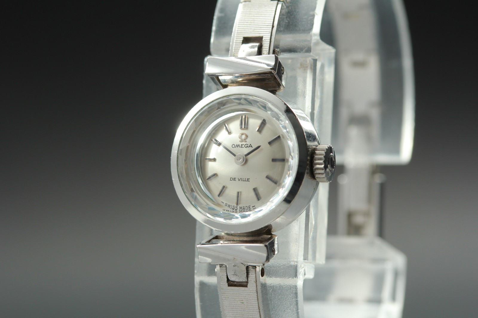 1969 【Near MINT】 OMEGA De Ville Cal.484 Ref.511.166 Manual Wind Watch From JAPAN