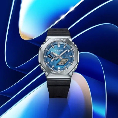New CASIO G SHOCK GBM 2100A 2BJF Blue 20 ATM Waterproof Tough Solar Mobile Link