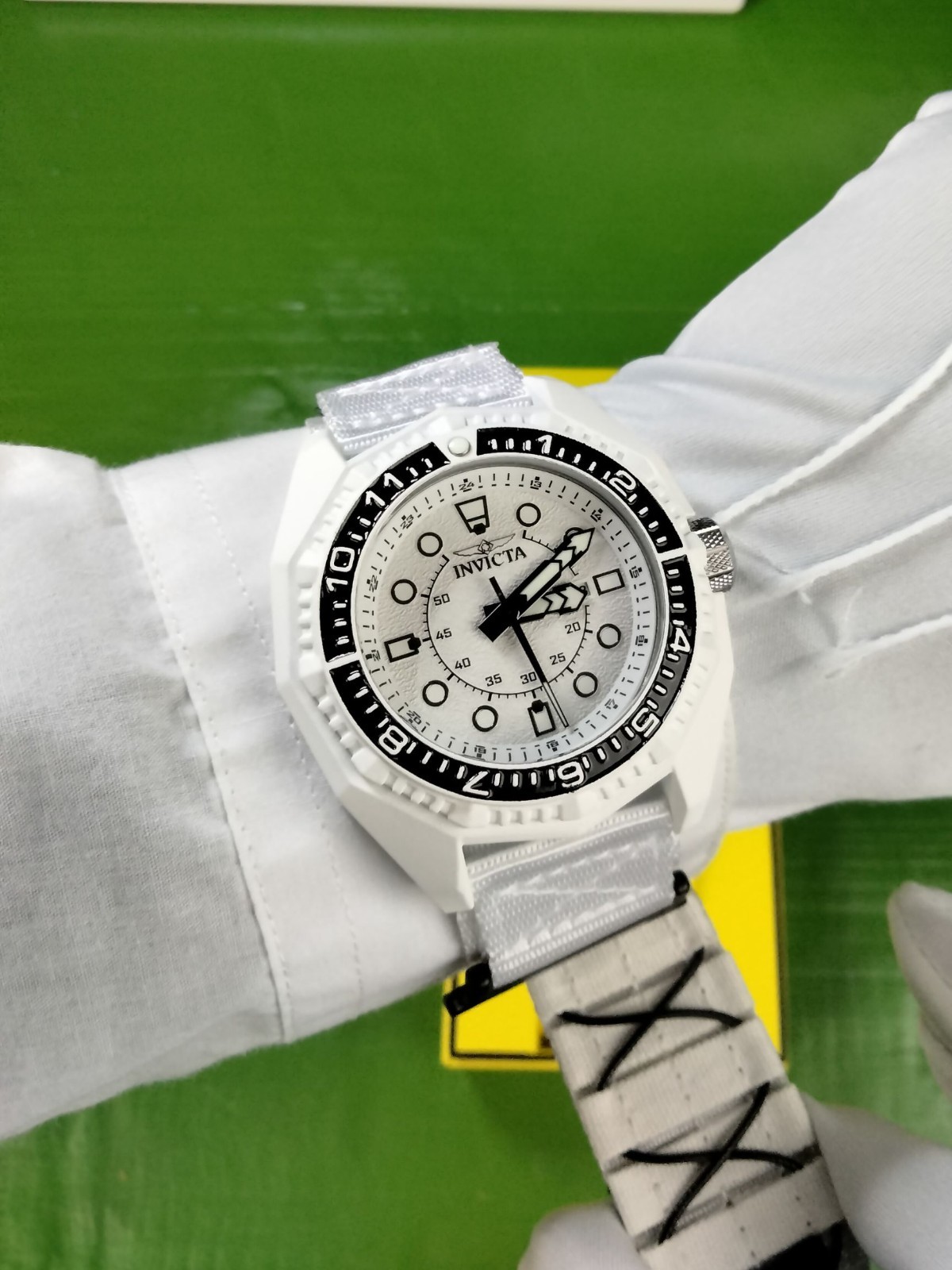 Invicta Akula Oversized 55 mm Aqua Plated Black & White Cartoon Dive Watch Men