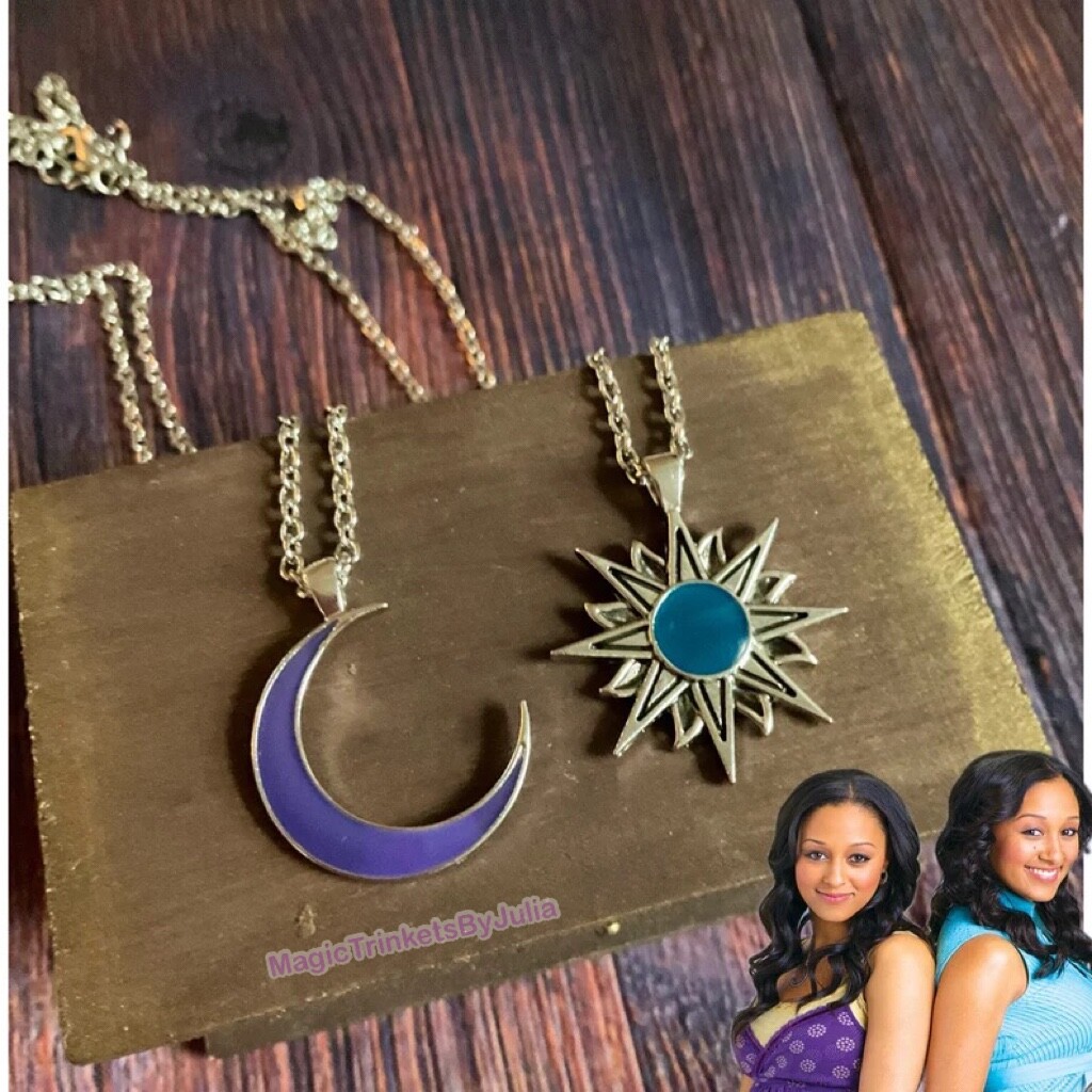 Twitches Necklaces Witch Pendant Matching Friendship Necklaces Halloween Twiligh