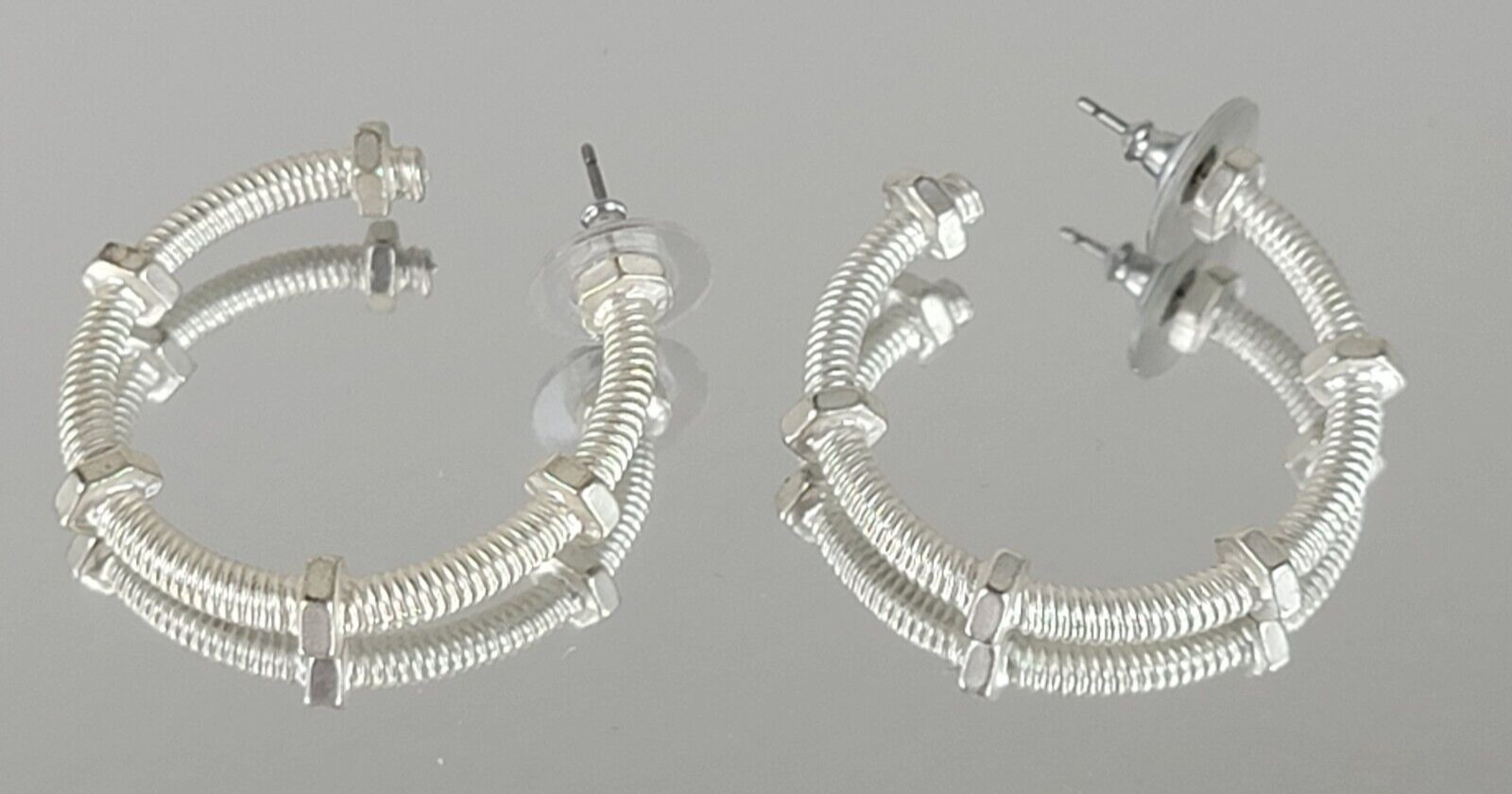 Silver -Tone Screw And Bolt Hoop Earrings 1.5″ Pierced Push Back