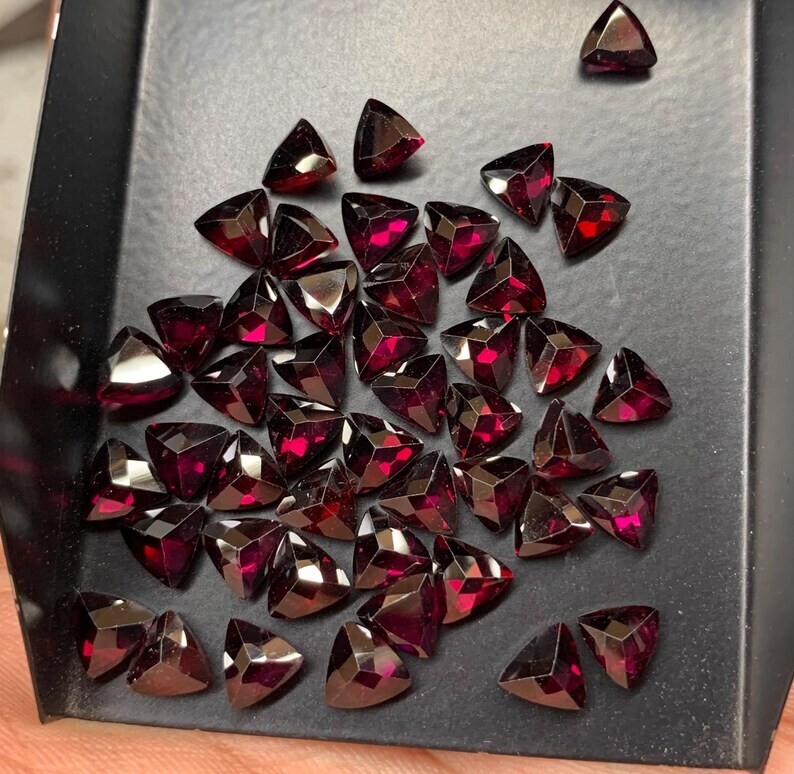 Trillion Shape Garnet, Top Quality Natural Garnet Gemstone, Faceted Cut Garnet