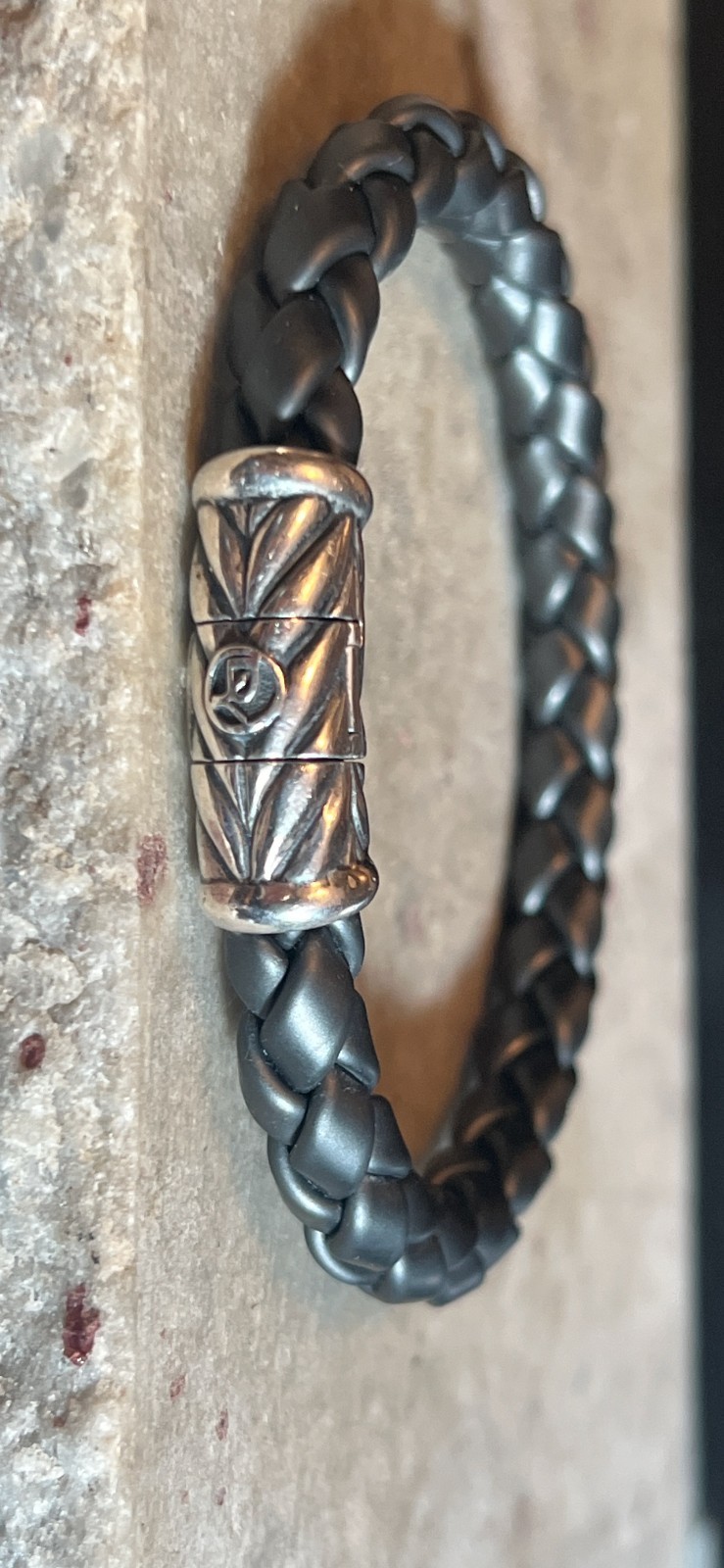 David Yurman 925 Dark Gray Chevron 8mm Rubber Bracelet 8.5″ (for a 7.5″wrist)
