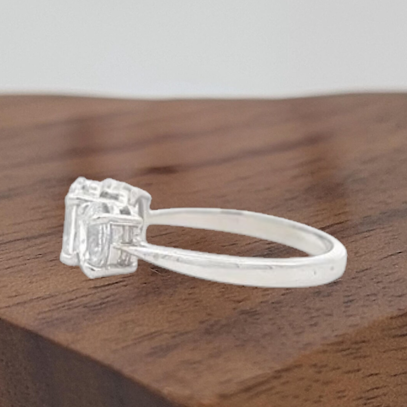 IGI Certified Lab Grown Diamond Engagement Ring 18k White Gold Oval Cut 3.00 Ct
