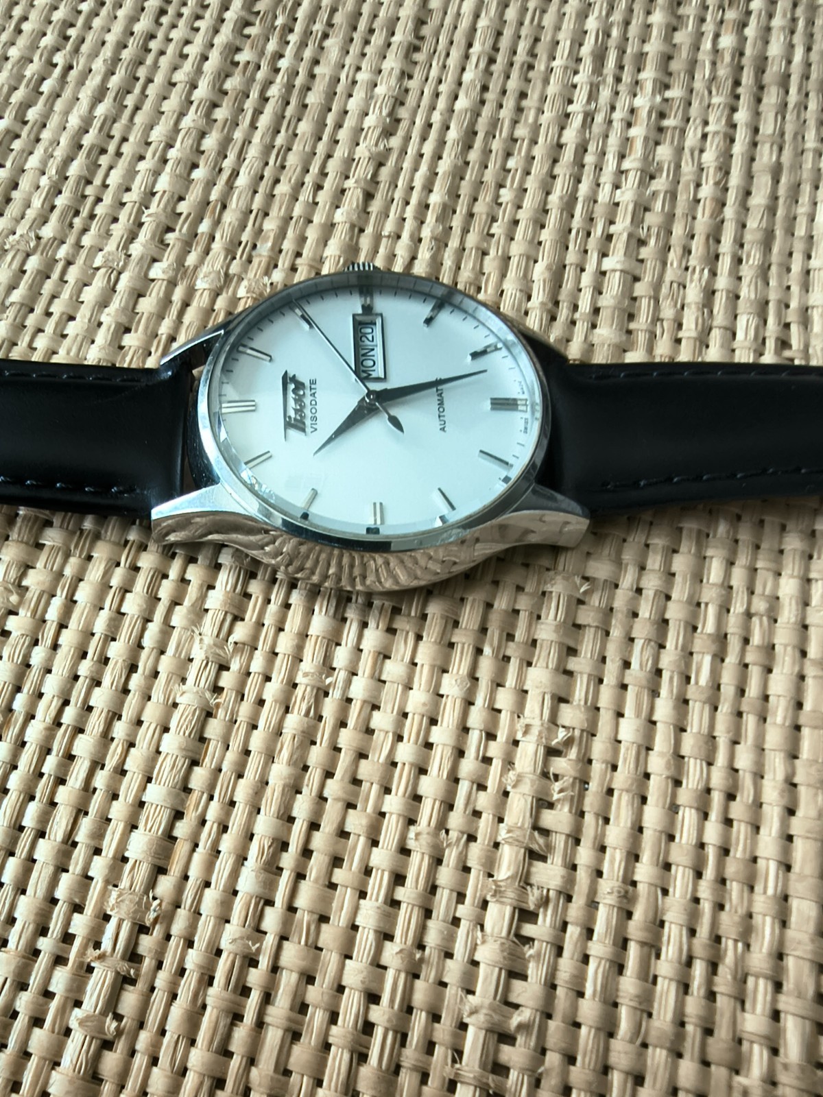 TISSOT VISODATE AUTOMATIC 40mm WATCH WHITE/SILVER DIAL USA-based seller
