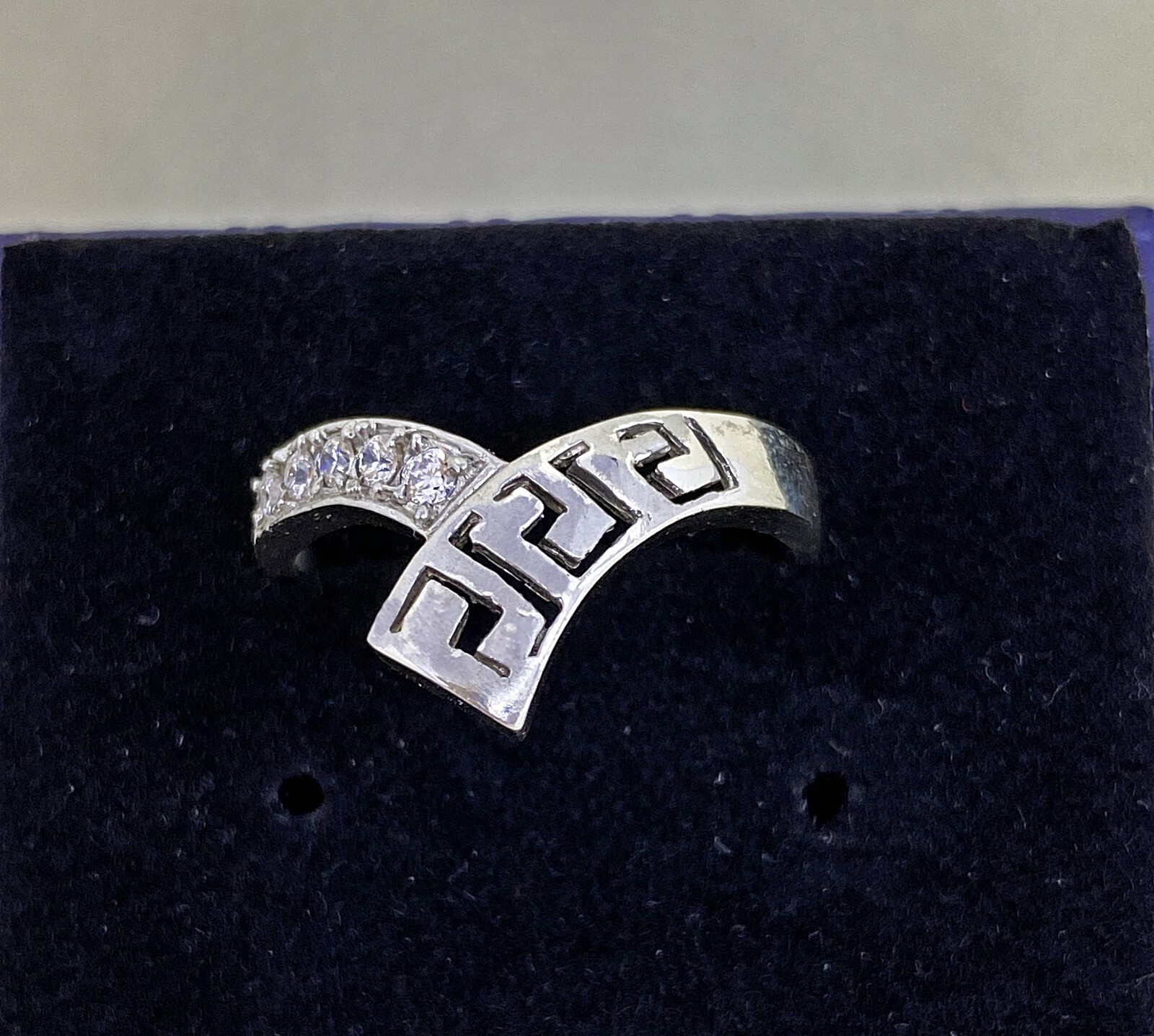 Silver 925 Ring UK Handmade With White Gemstones CZ All size available +Gift Box