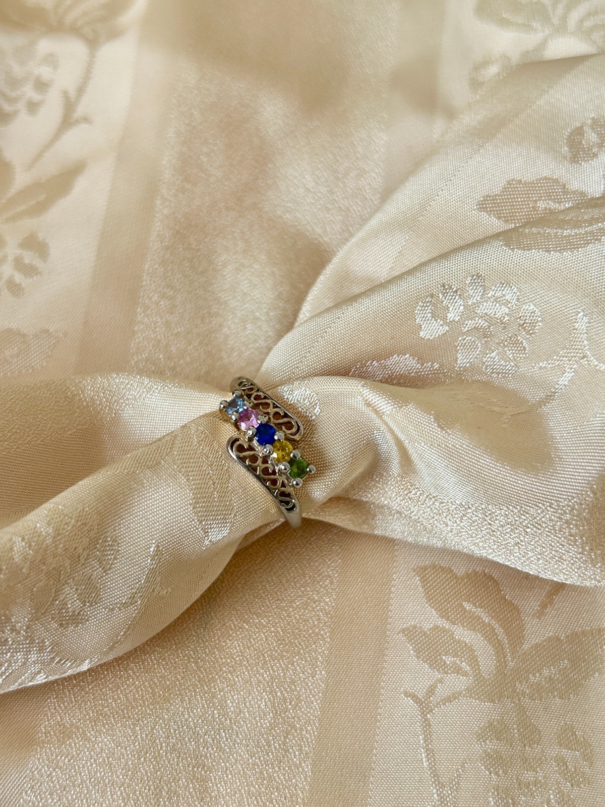 Vintage Silver Tone Filigree Ring Multi Color Rainbow Stones Size 5.5