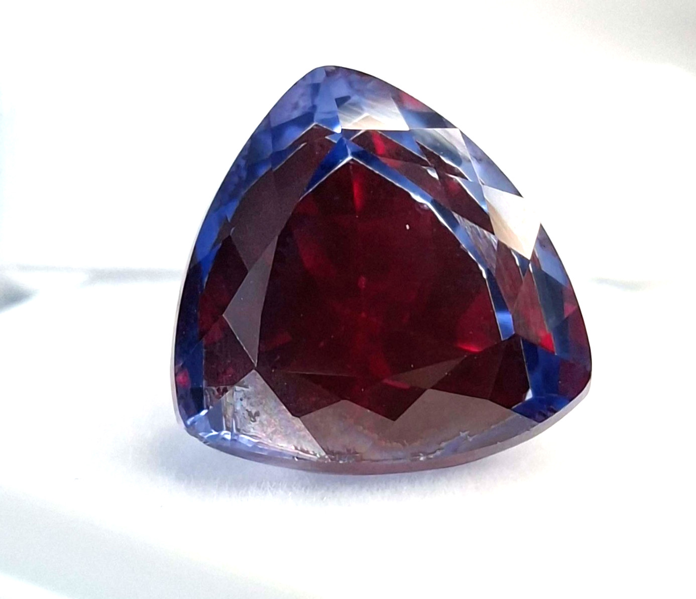 Pitambari Sapphire Trillion Cut 17-19 Ct Natural Certified Loose Gemstone RK873