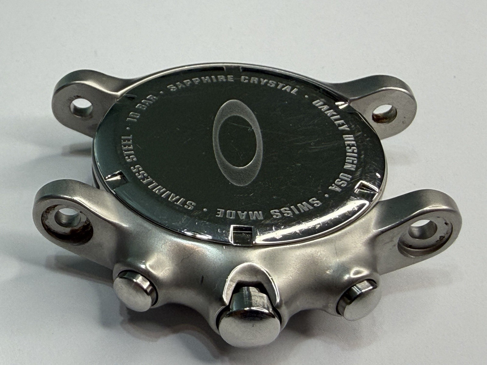 Oakley Holeshot Watch Head Yellow Dial. Oakley Hole Shot Watch’s Case X-Metal