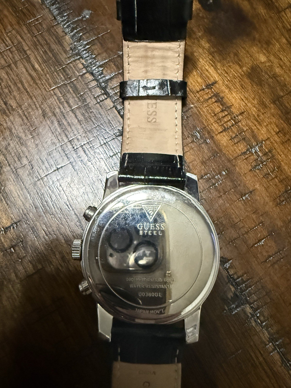 Preowned Guess Horizon W0380G1.