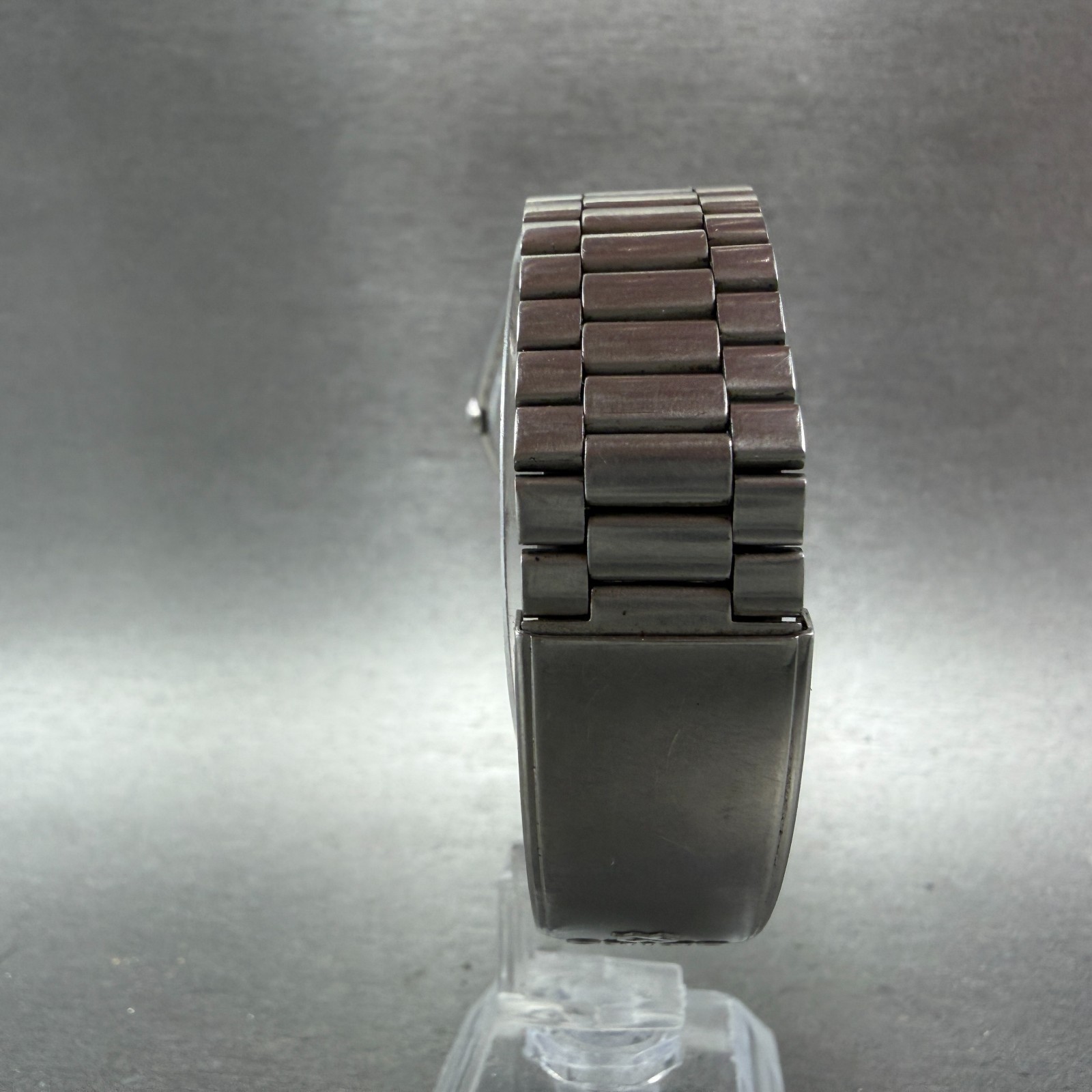 Seiko SQ Watch Men 35mm Silver Dial Silver Tone Daydate Round 8223-8010 New Batt