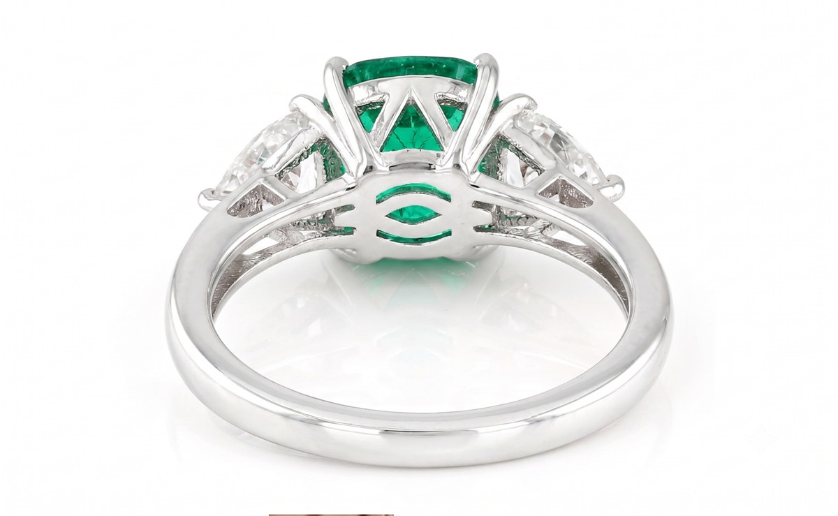 Natural Emerald Gemstone 4.50 Carat 925 Silver Handmade Birthstone Gift Ring