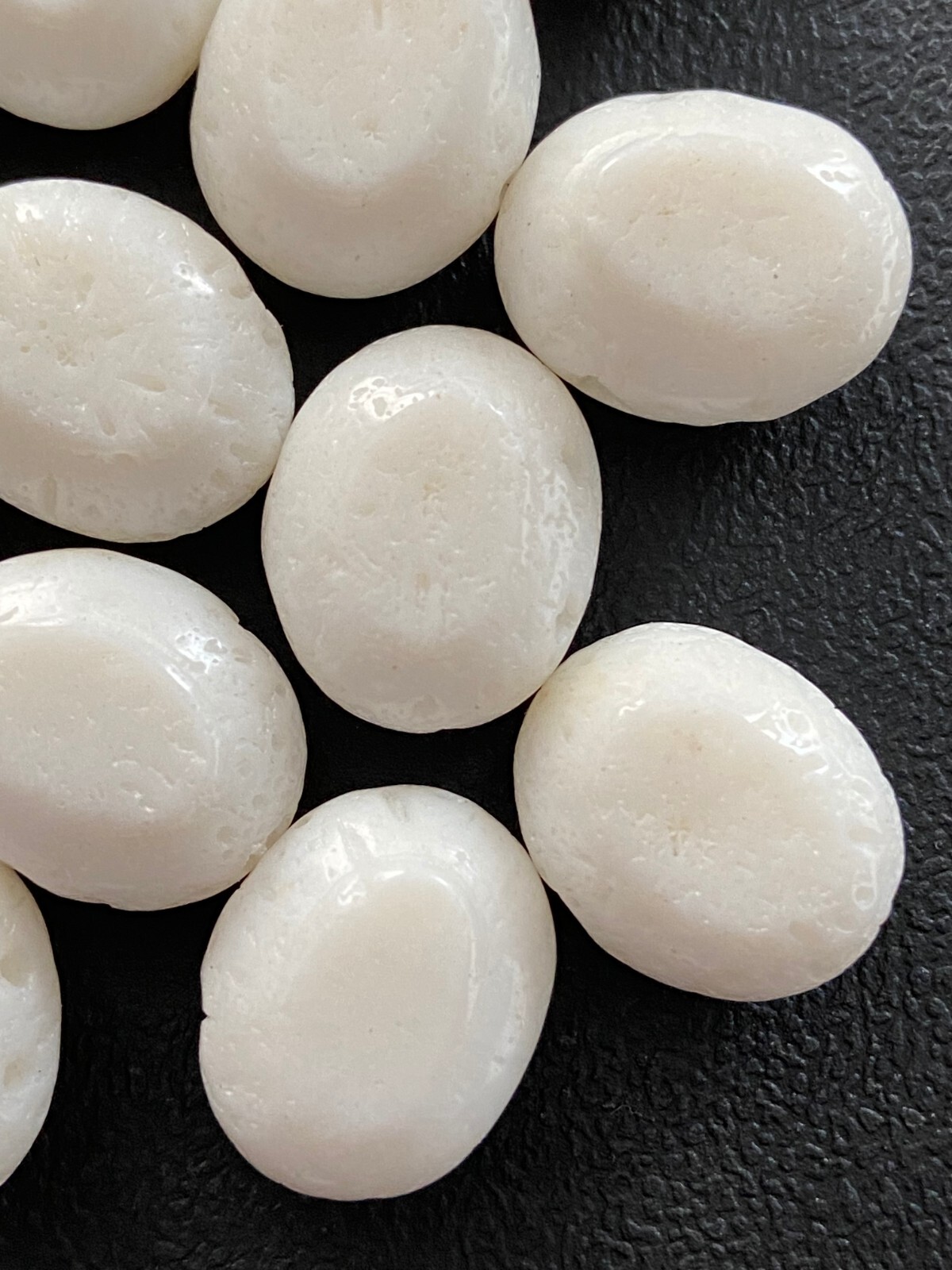 149 White Sponge Coral Puffed Oval Double Drilled 2-Hole 12x15mm Gemstone Beads