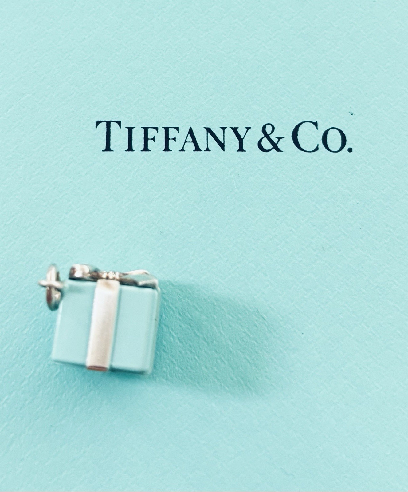 Tiffany & Co 925 Silver & Blue Enamel Present Gift Box .46” Charm 7.7 Gram Pouch