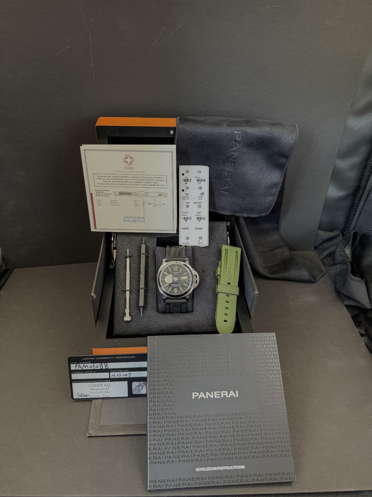 Panerai Luminor GMT PAM01088 | Full Set | Extra OEM Green Rubber Strap