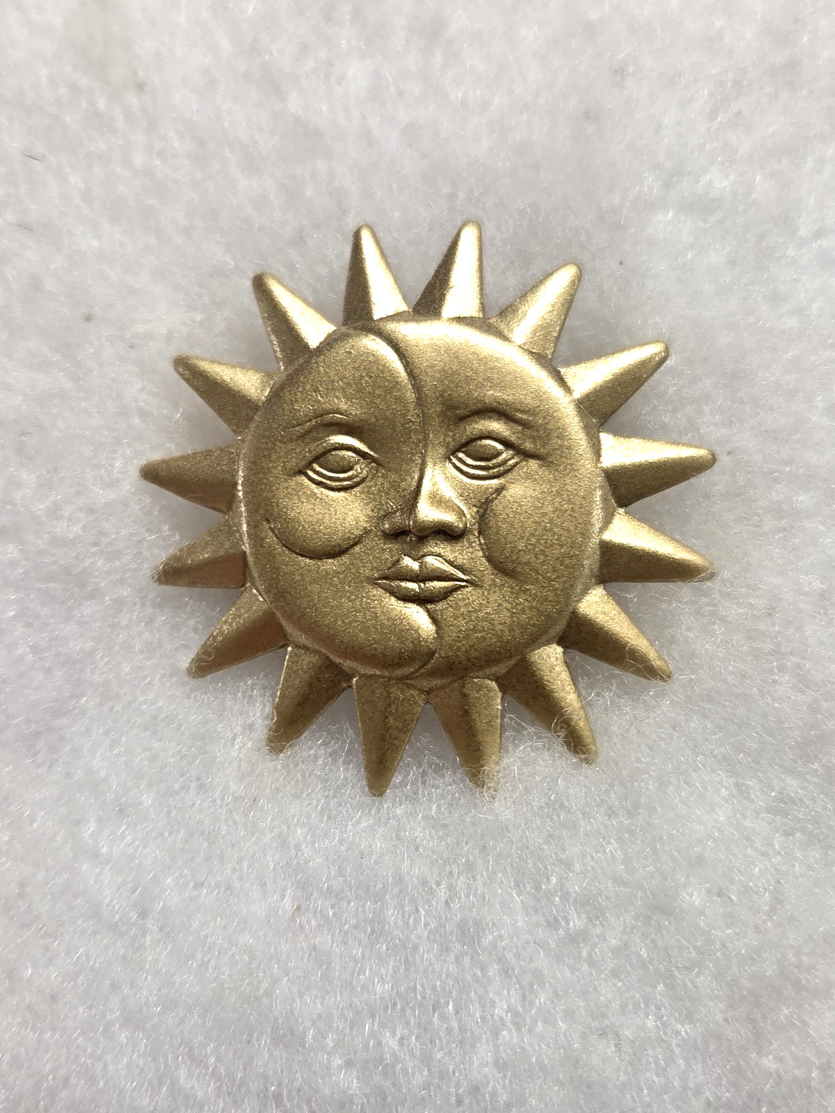 Vtg Danecraft brushed gold tone Sun Moon faces Pin