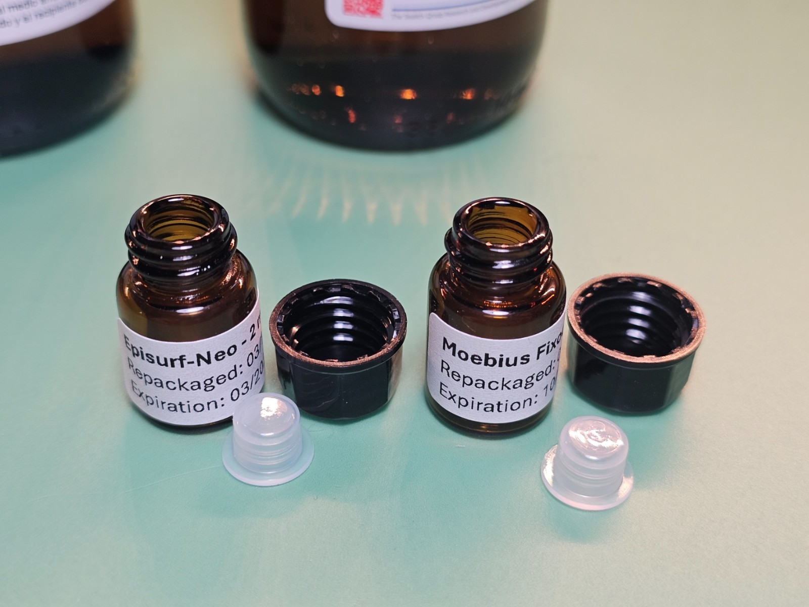 Moebius Watch Oils Kit: Bergeon Oiler, Oil Dish, Repackaged Oils 0.2ml