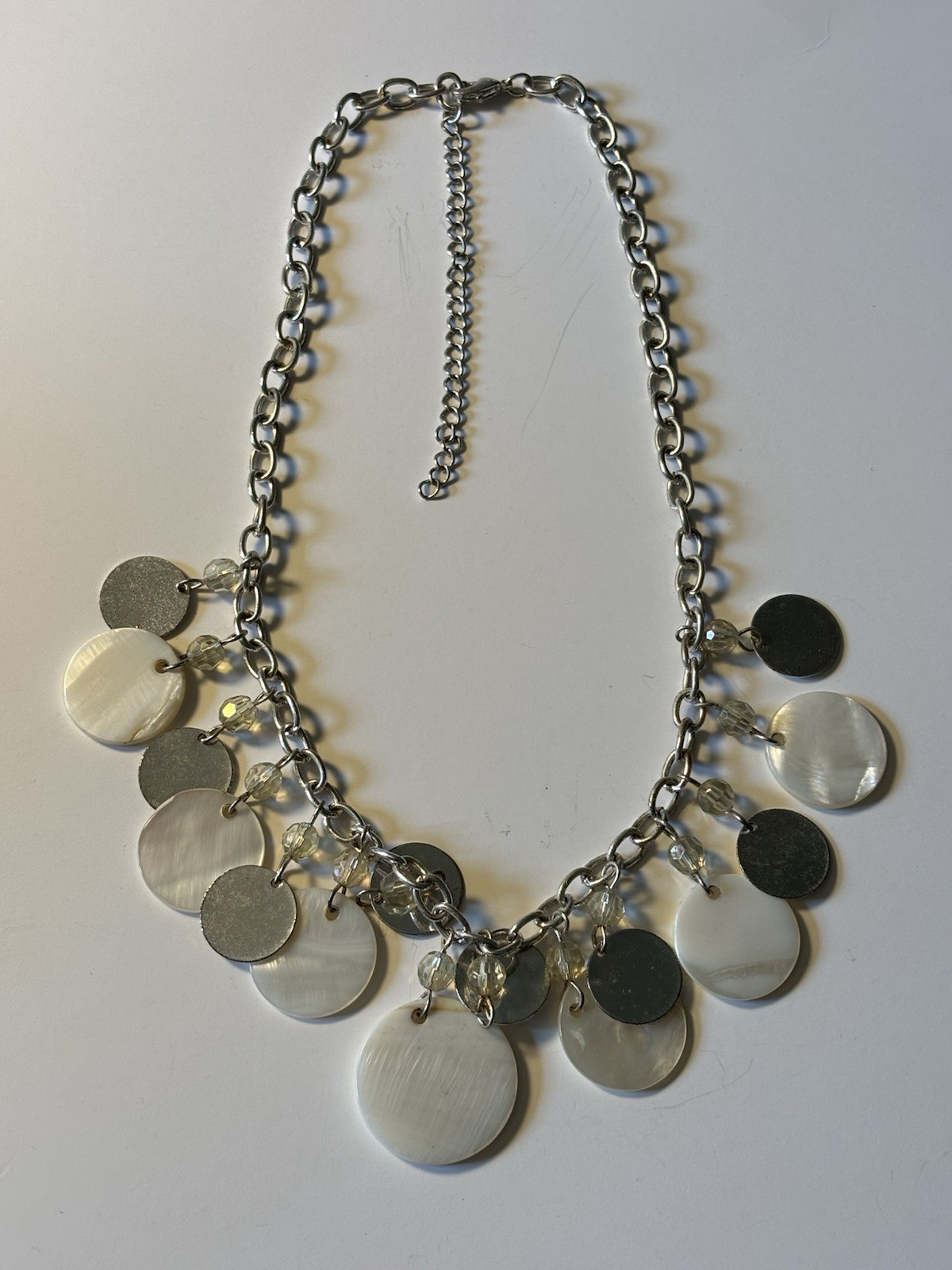Silver Tone Chain Necklace with Dangling Silver & White Round Disc 16″