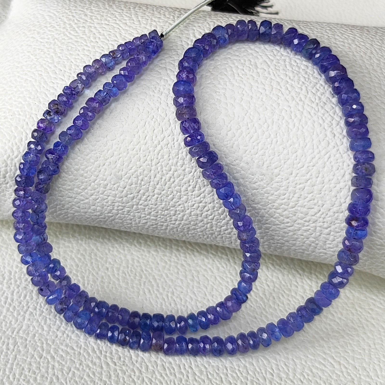 Tanzania Tanzanite Gemstone Beads Faceted Rondelle Shape 4.5mm-6mm 16″ Strand