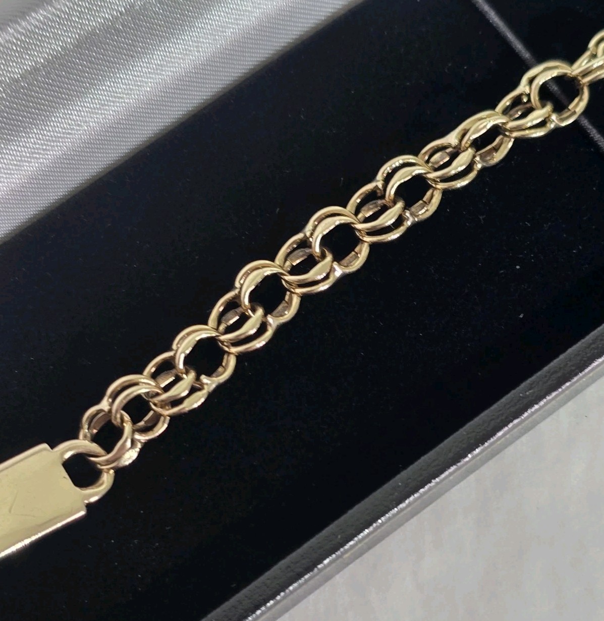 9ct Solid Yellow Gold ID ( Identification ) Bracelet. London 1973. By A G C .