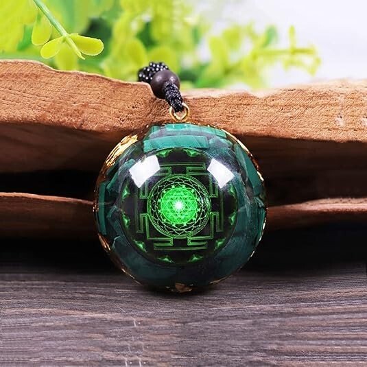 Malachite Orgonite Pendant Necklace Spiritual Healing Energy Positive Jewelry
