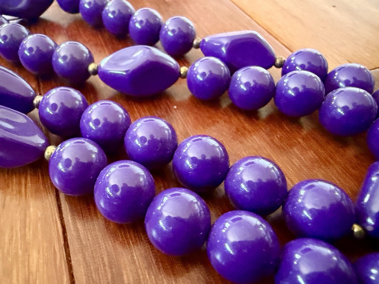 Vintage Retro Chunky Purple Bead Statement Necklace