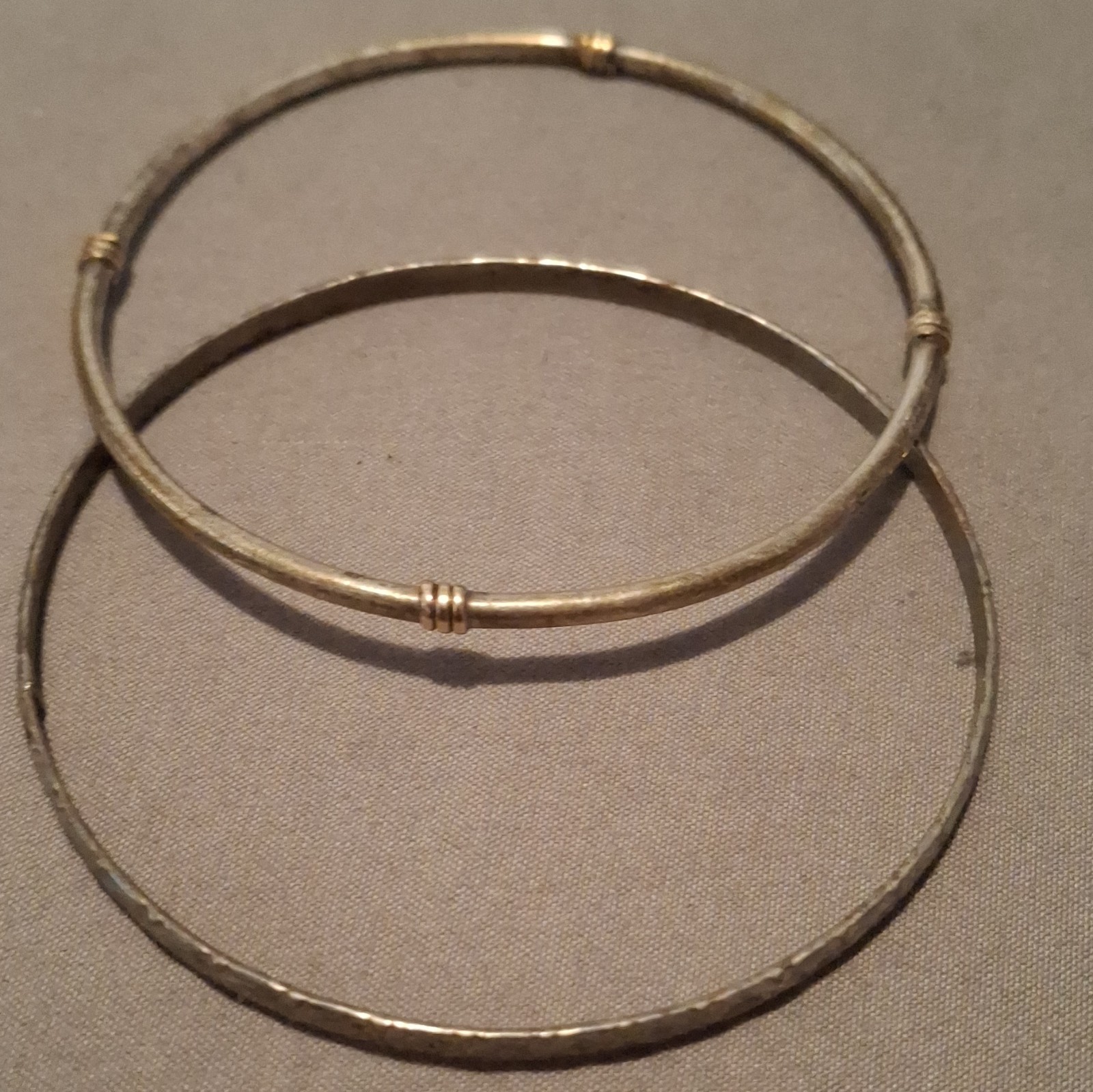 Lot of 2 Silver Tone Round Bangle Bracelets Smooth & Textured Metal No Stone