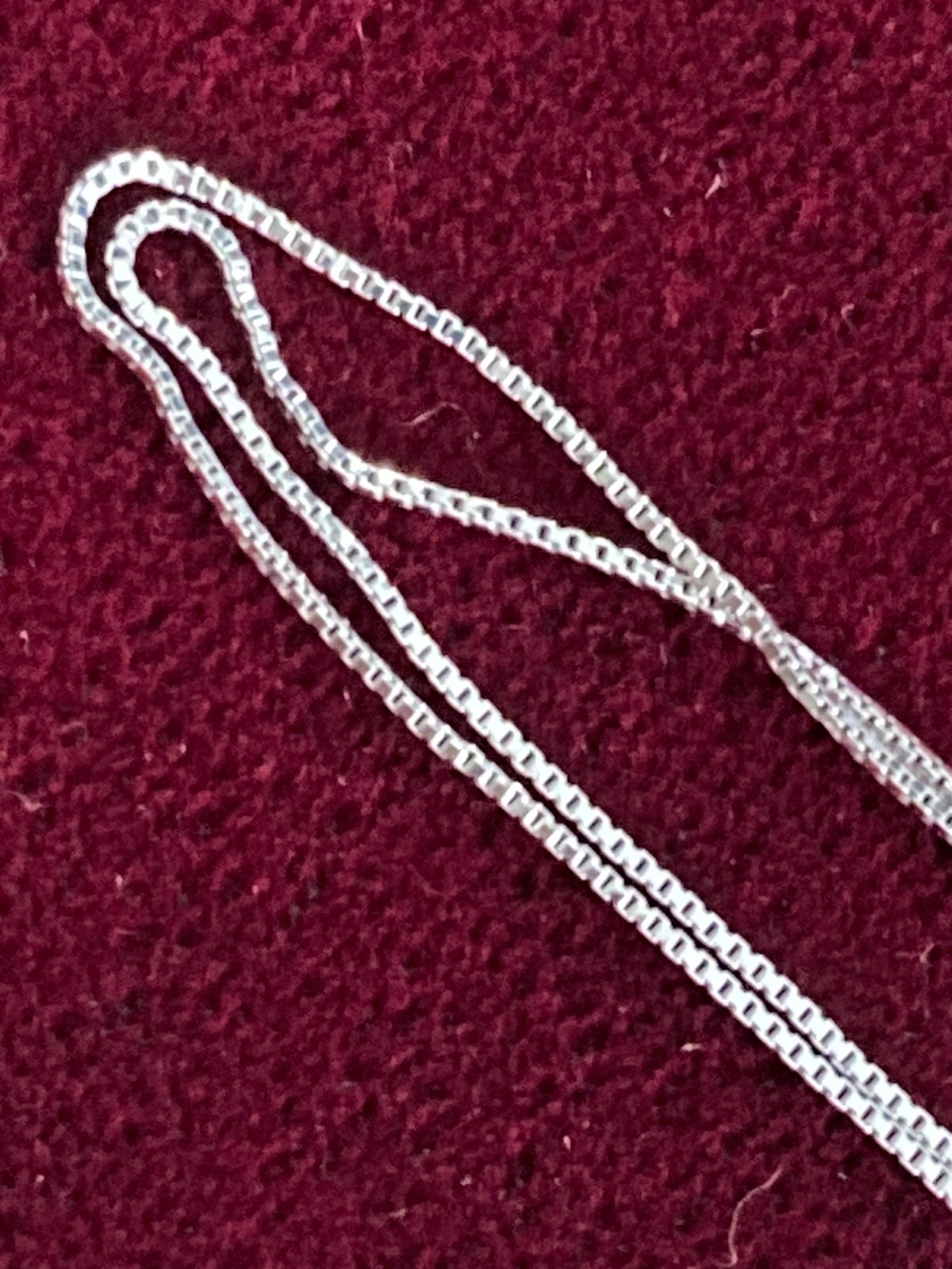 .925 Sterling Silver 18″ Box Chain Necklace 0.5mm Spring Ring