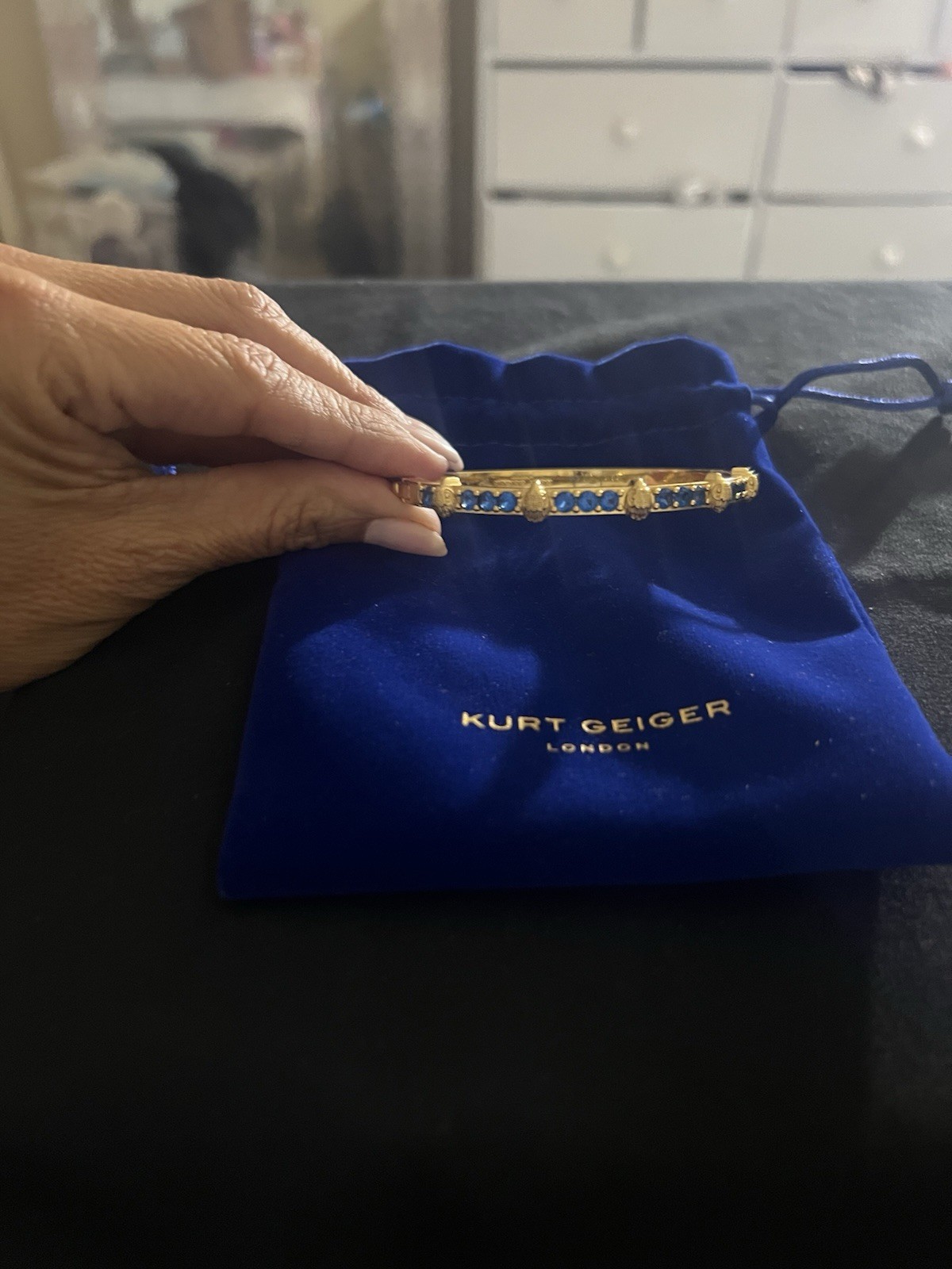 KURT GEIGER LONDON Eagle & Blue Rhinestone Detail Gold Bangle Bracelet
