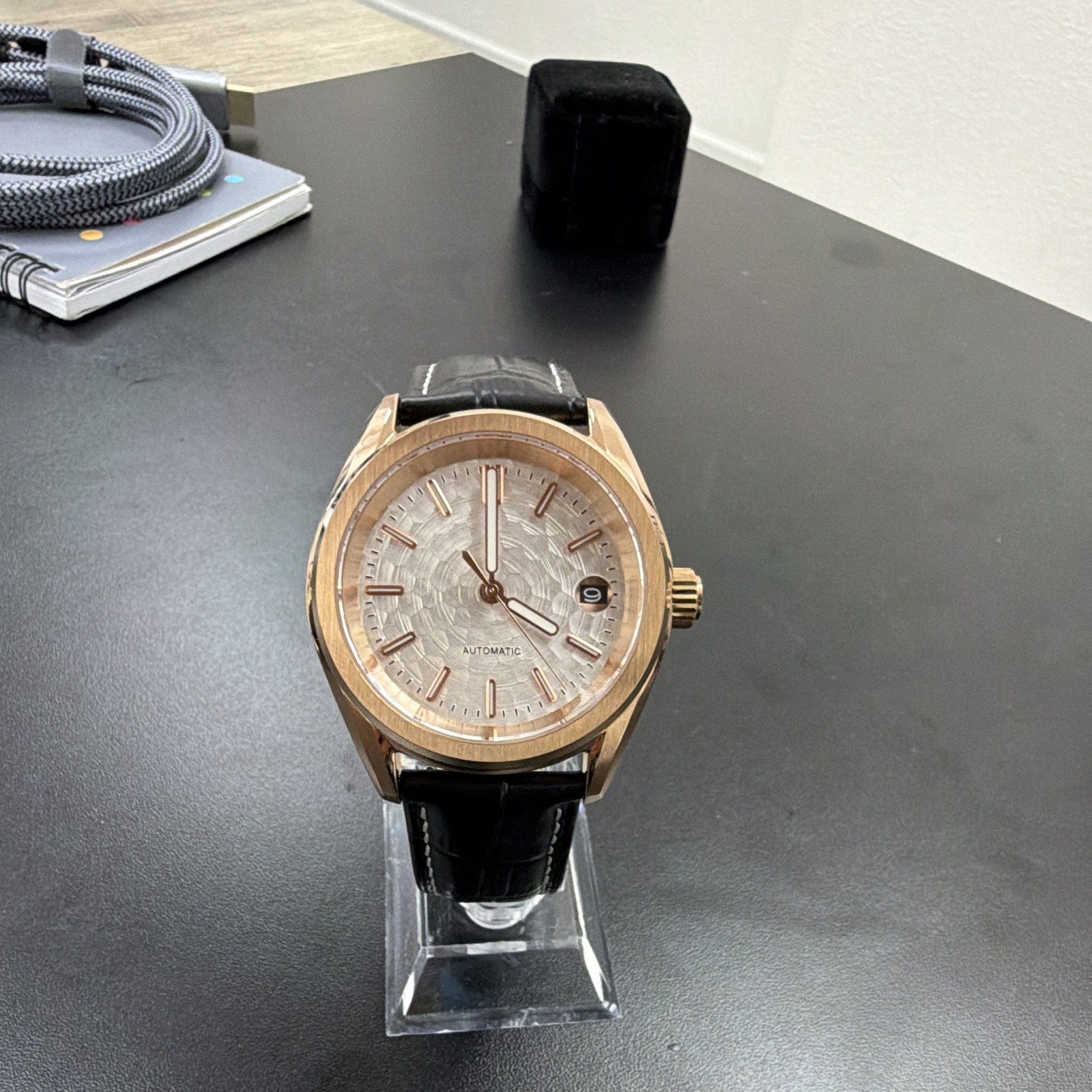 Men’s Automatic Wristwatch Rose Gold Tone White Dial Date Black Leather Strap