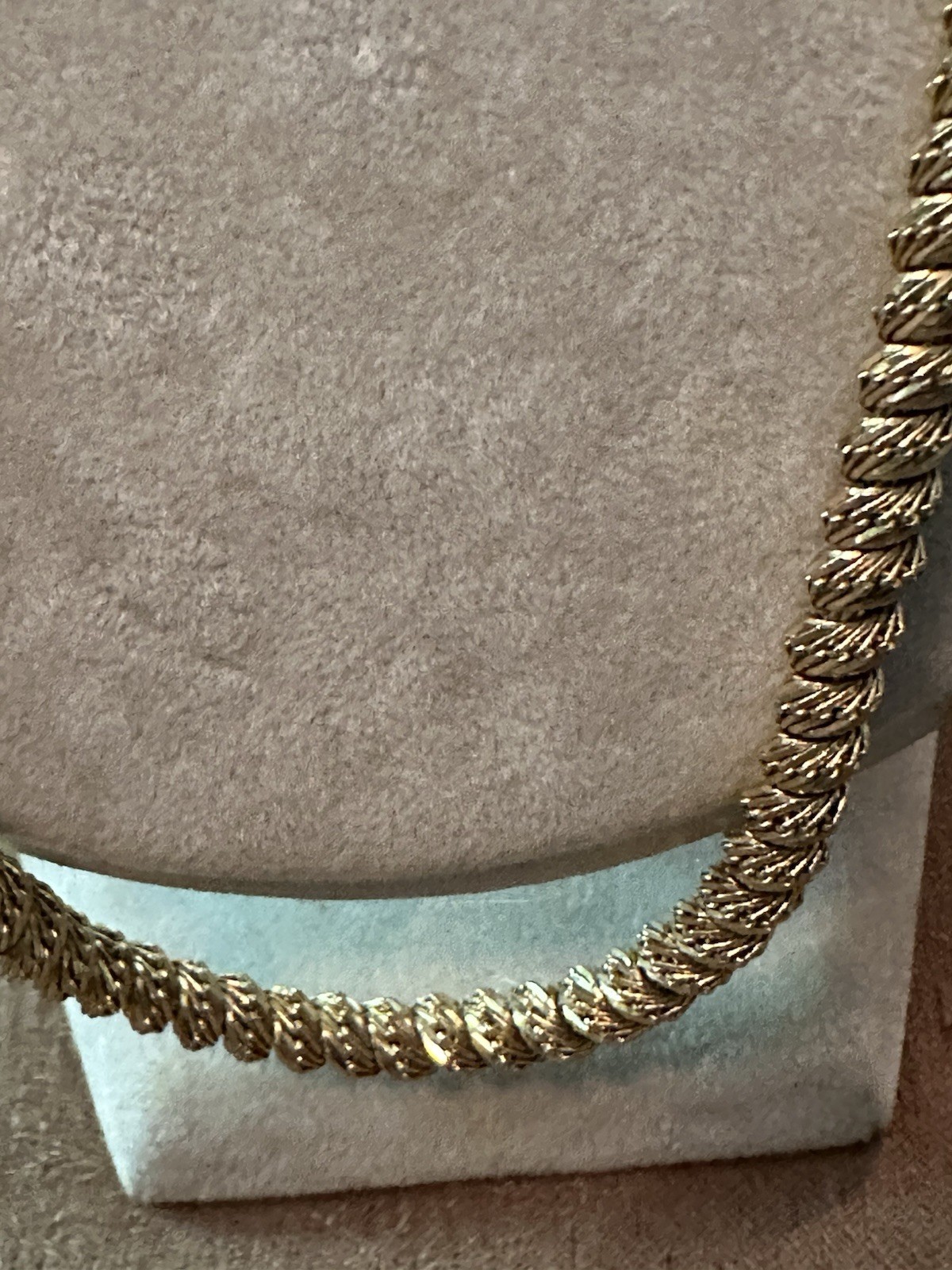 VTG 20” GOLD-PLATED GRANULAR NECKLACE – KOREA -Costume Jewelry
