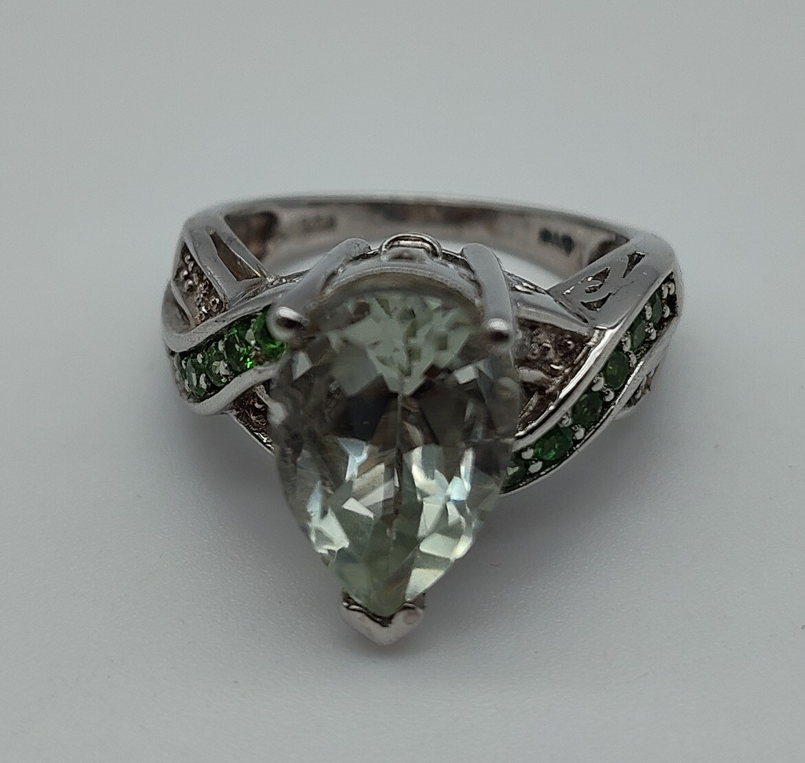 Vintage Very Light Green Pear Stone Sterling Silver Filigree STS 925 Ring Size 7