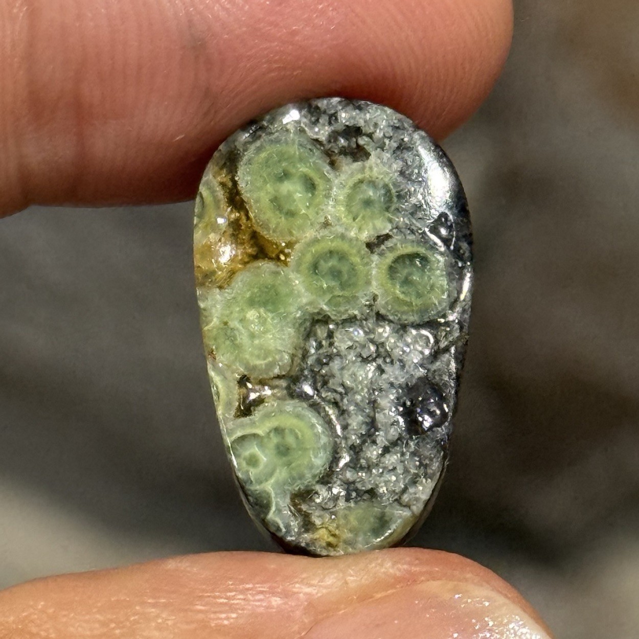 10.9ct 22x13x4.5mm Rare Lime Green Wavelite Loose Drusy Cabochon Gem