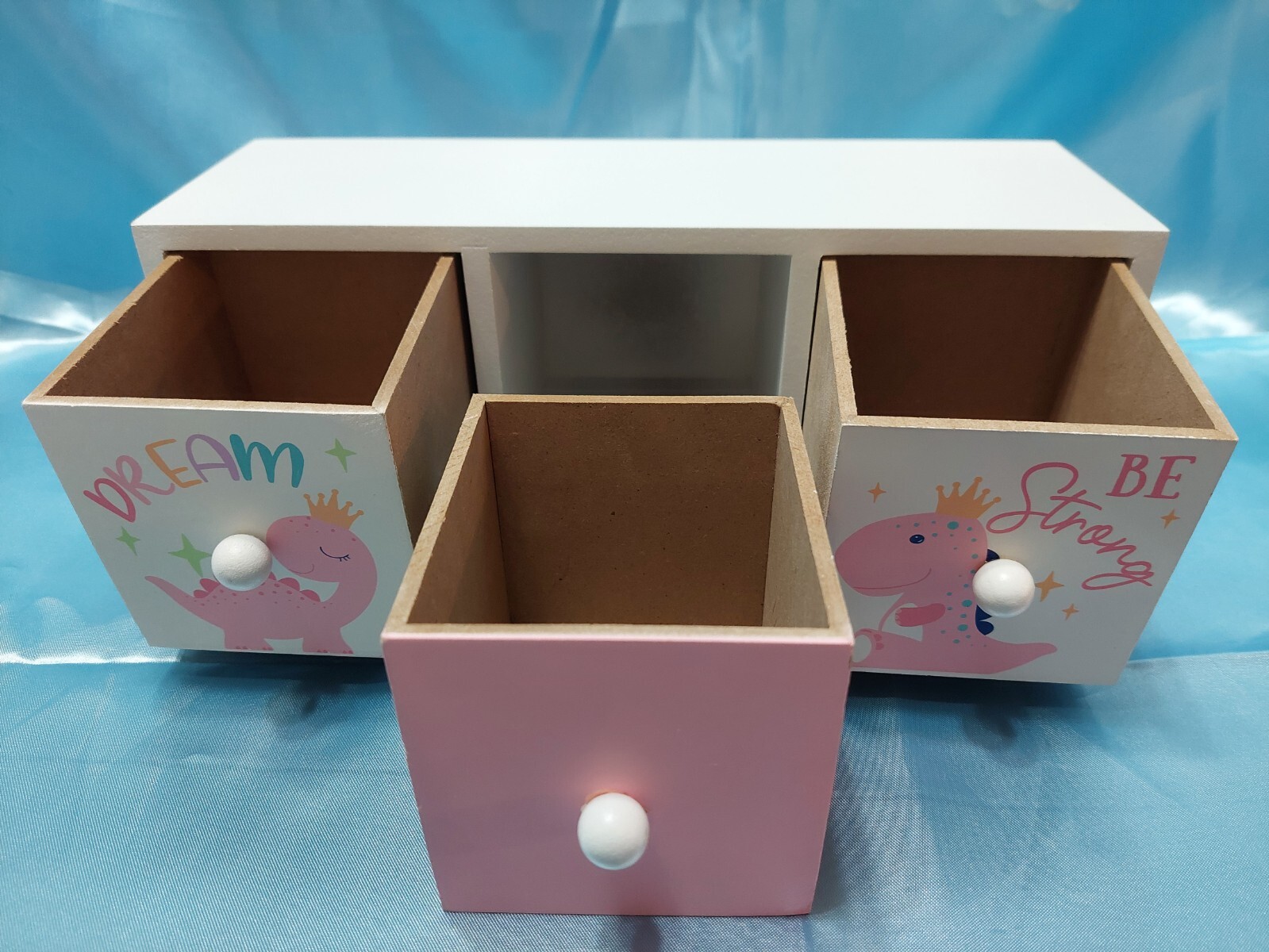 SUPER ADORABLE WOODEN THREE DRAWER HANDMADE TRINKET / JEWELRY BOX 12″ LONG NEW