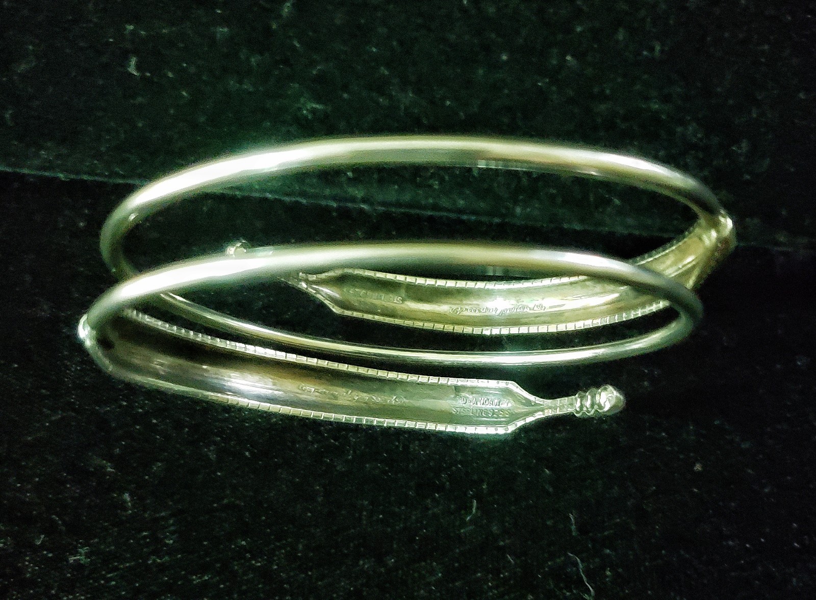 8″ DAVID AnderSEN signed, Solid Sterling Silver SAGA VIKING Bracelet. FLAWLESS!