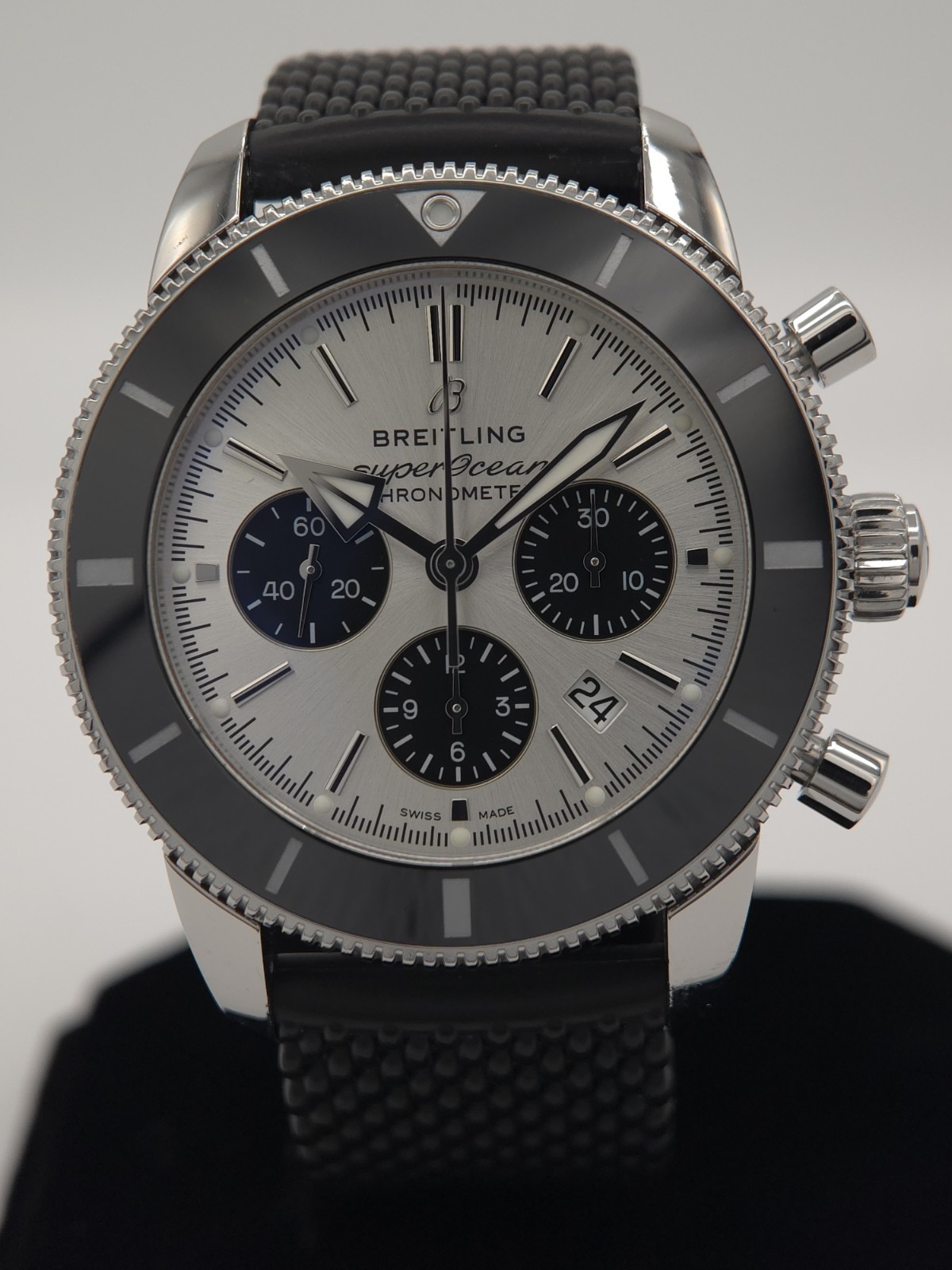 Breitling Superocean Heritage B01 Chronograph 44 Silver Dial Full Set