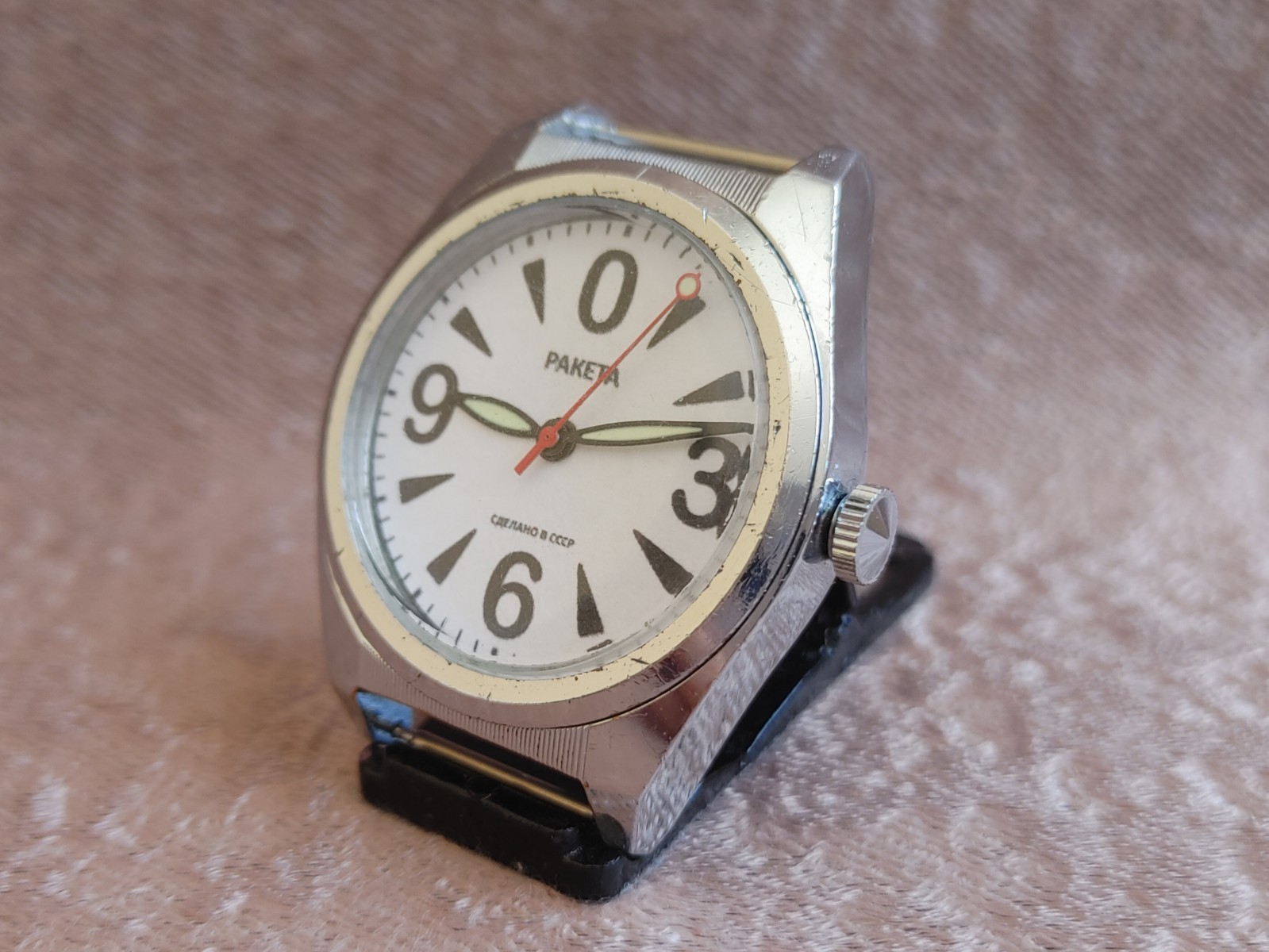 Watch Raketa Big Zero Mechanical Men Wrist Watch USSR Vintage Soviet