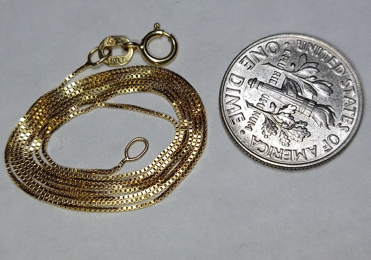 Solid 14k gold 0.6mm Italian box chain necklace 1.02 grams – 18″