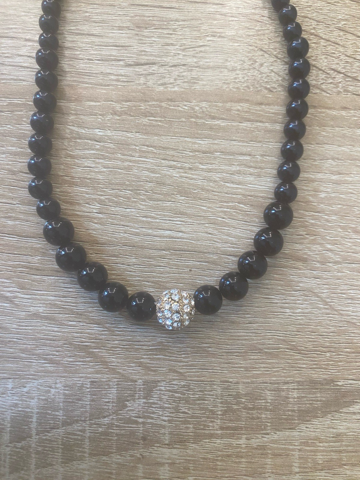 Classic Glossy Black Beaded Necklace Sparkling Rhinestone Accent Gold Tone Clasp