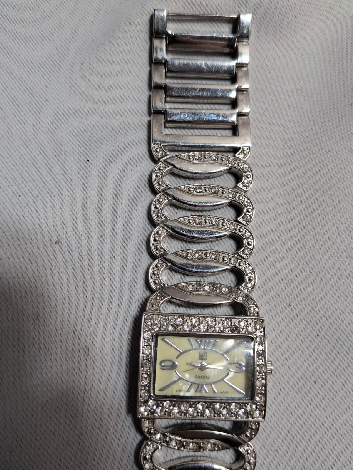 NY&C NY3026 Silver Rectangle Ladies Watch Rhinestones – New Battery